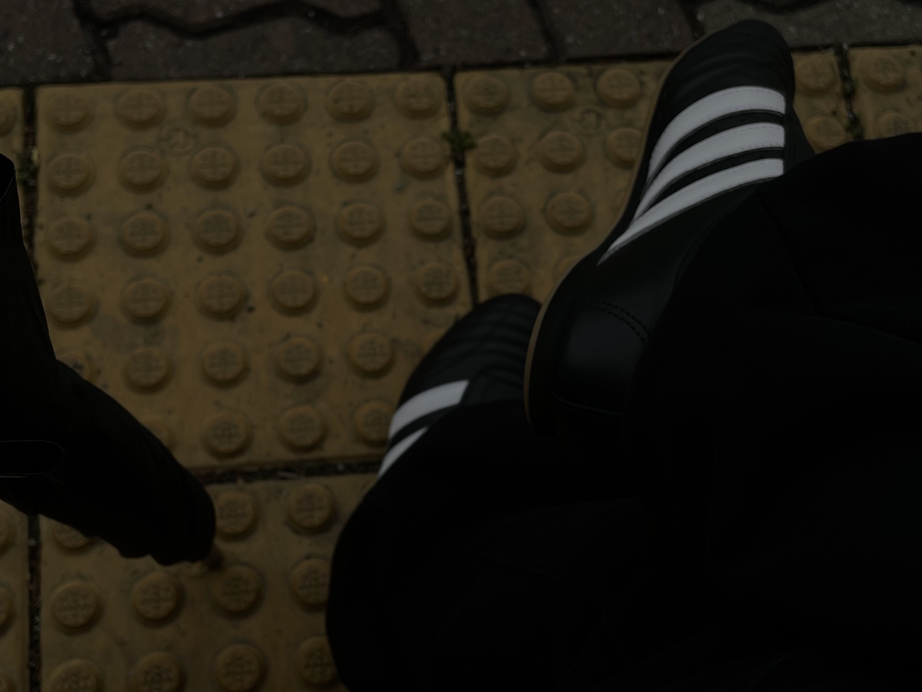 (W) Adidas Taekwondo Core Black Cloud White 착용 스타일