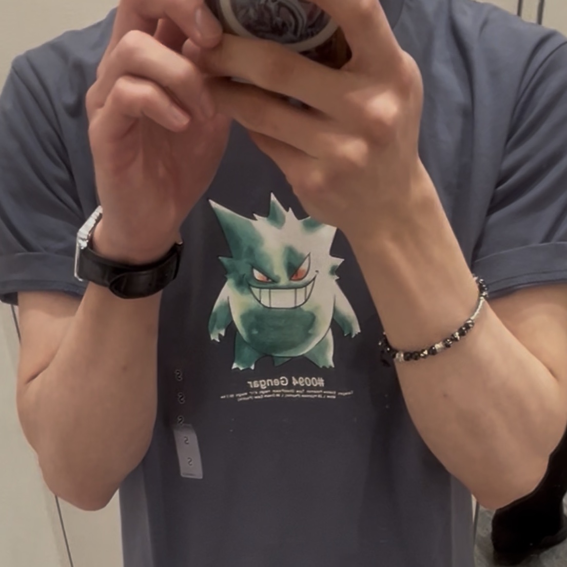 Uniqlo UT x Pokemon Graphhic T-Shirt 1E Gray 착용 스타일 - 3