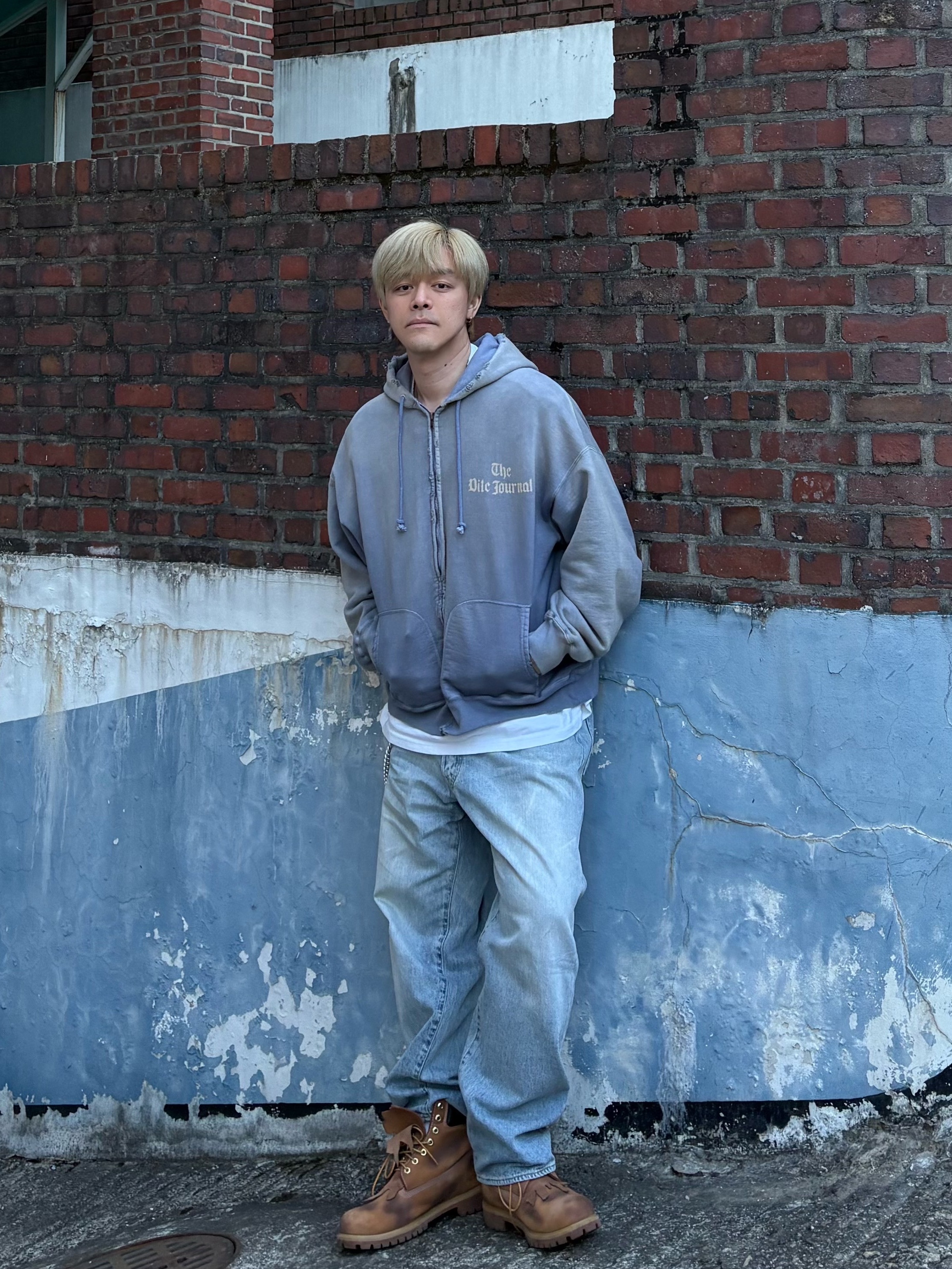 Comoli 5P Denim Pants Bleach - 23SS, Timberland x Surgery 6 inch Boot Yellow - Wide 착용 스타일 - 3