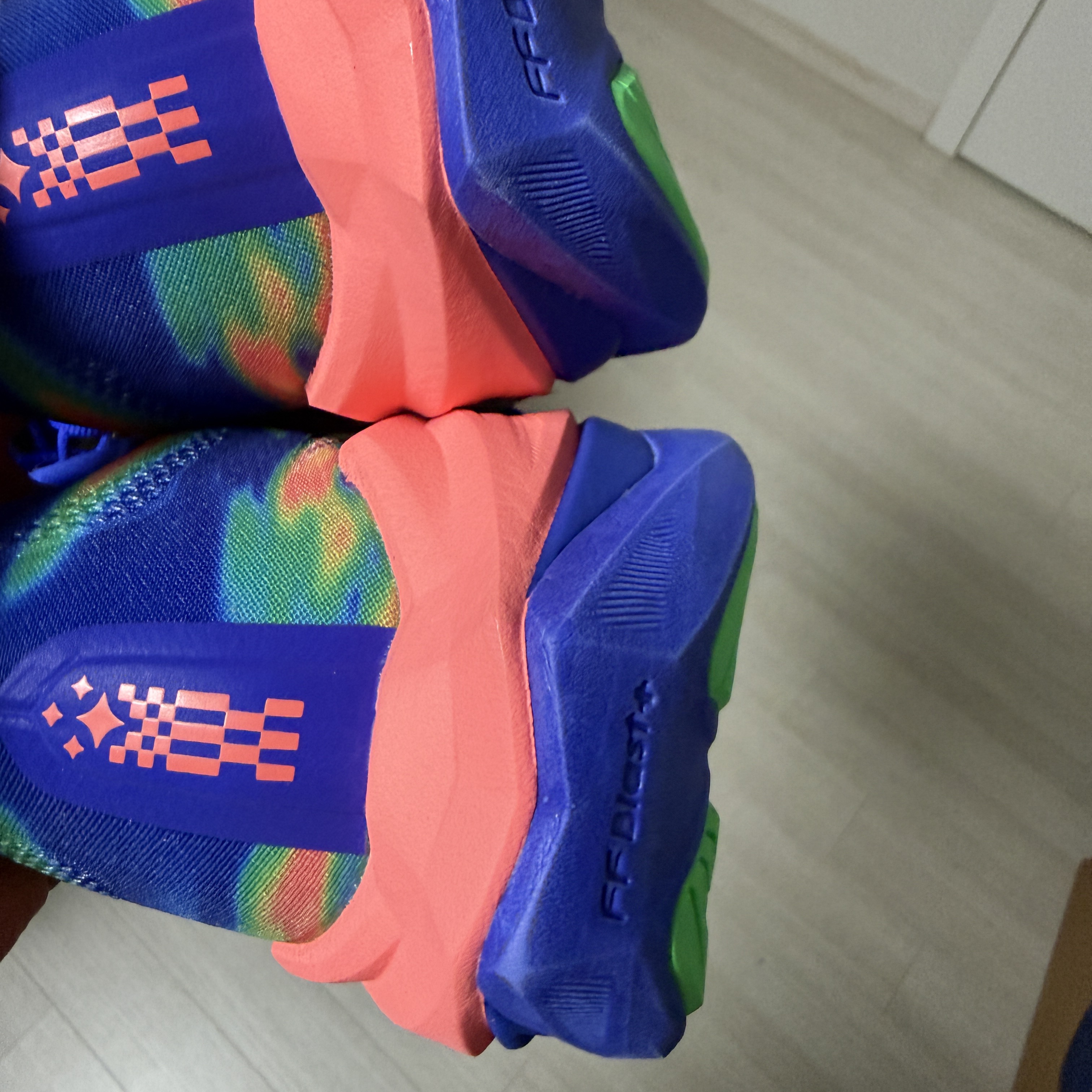 Asics Superblast 3 Cobalt Burst Light Orange 착용 스타일