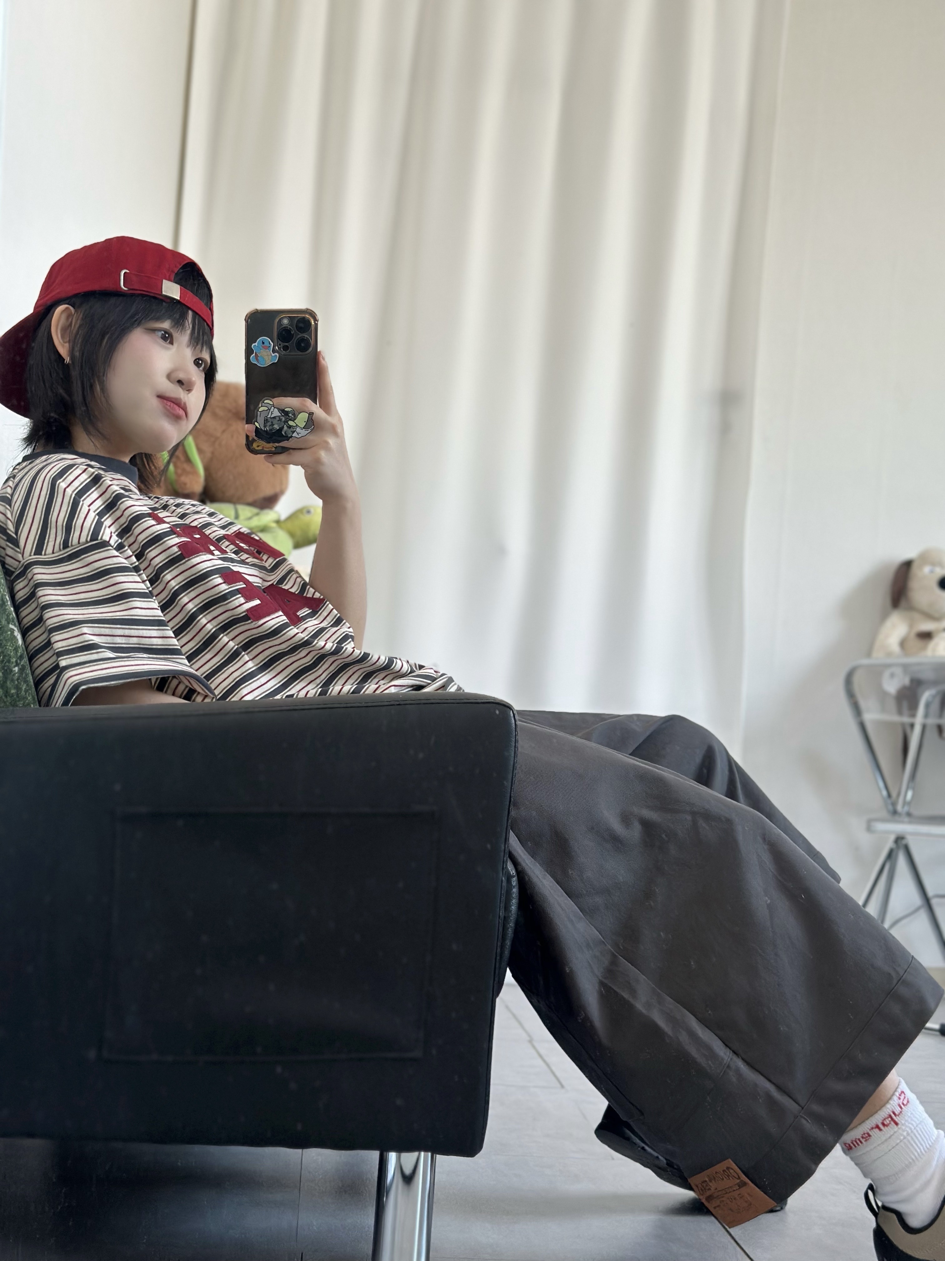 (W) Keen Jasper Suede Sneakers Silver Mink 착용 스타일 - 1
