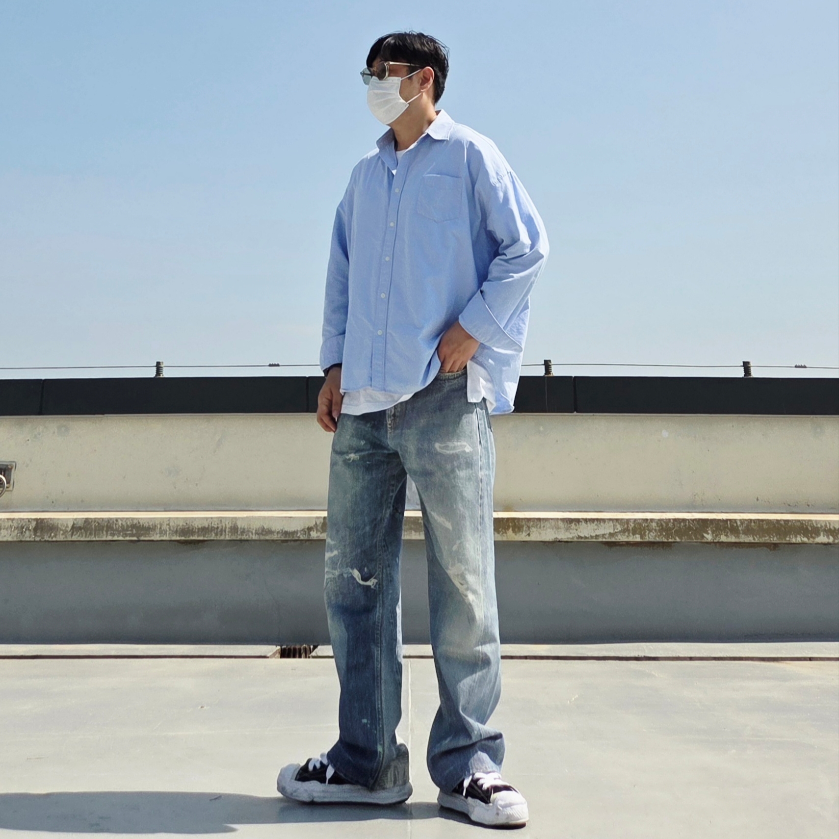 Our Legacy Third Cut Digital Denim Print, Maison Mihara Yasuhiro Hank OG Sole Canvas Low-top Sneakers Black 착용 스타일 - 1
