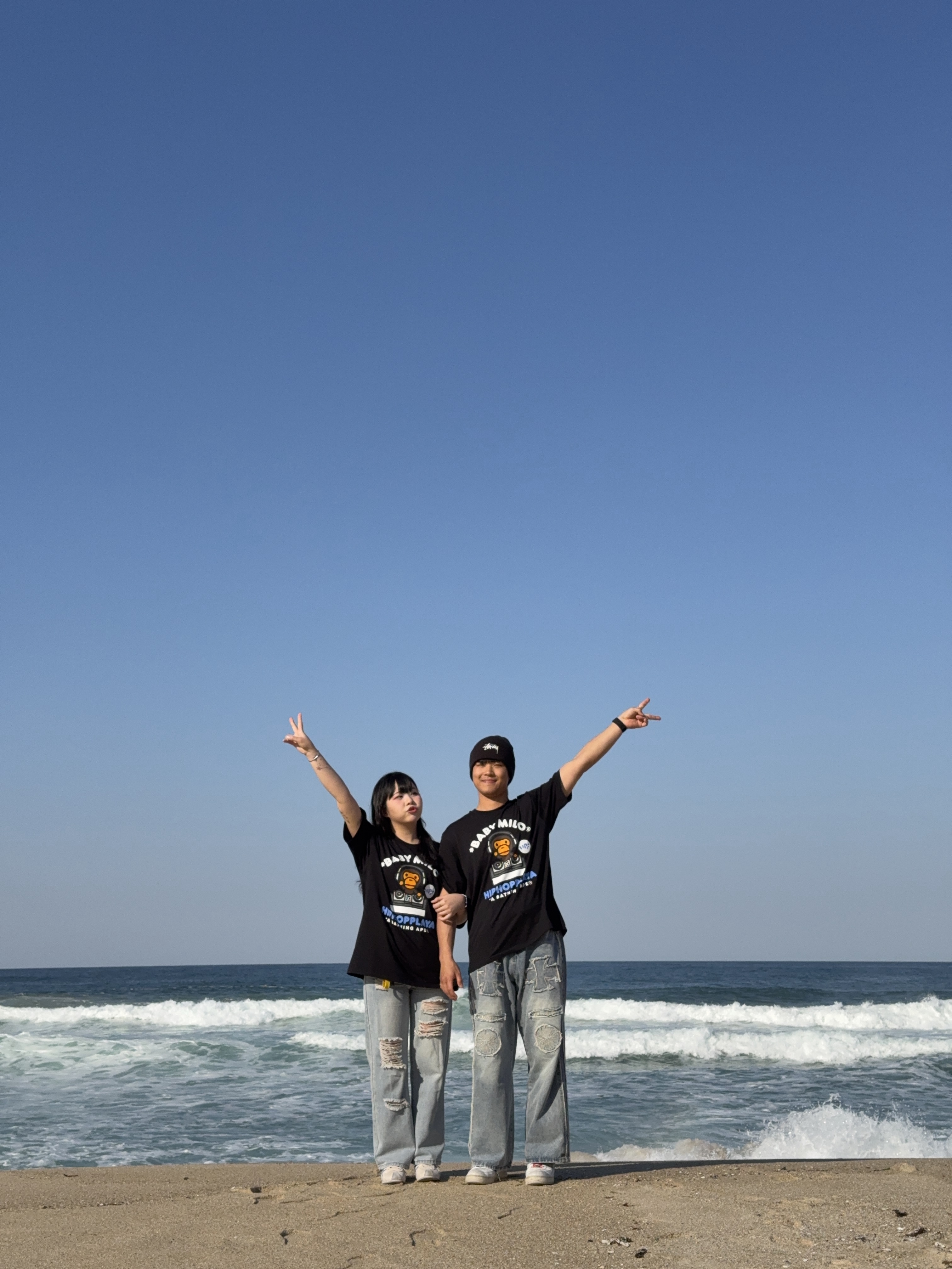 BAPE x HIPHOPPLAYA FESTIVAL Baby Milo T-Shirt Black 착용 스타일 - 1
