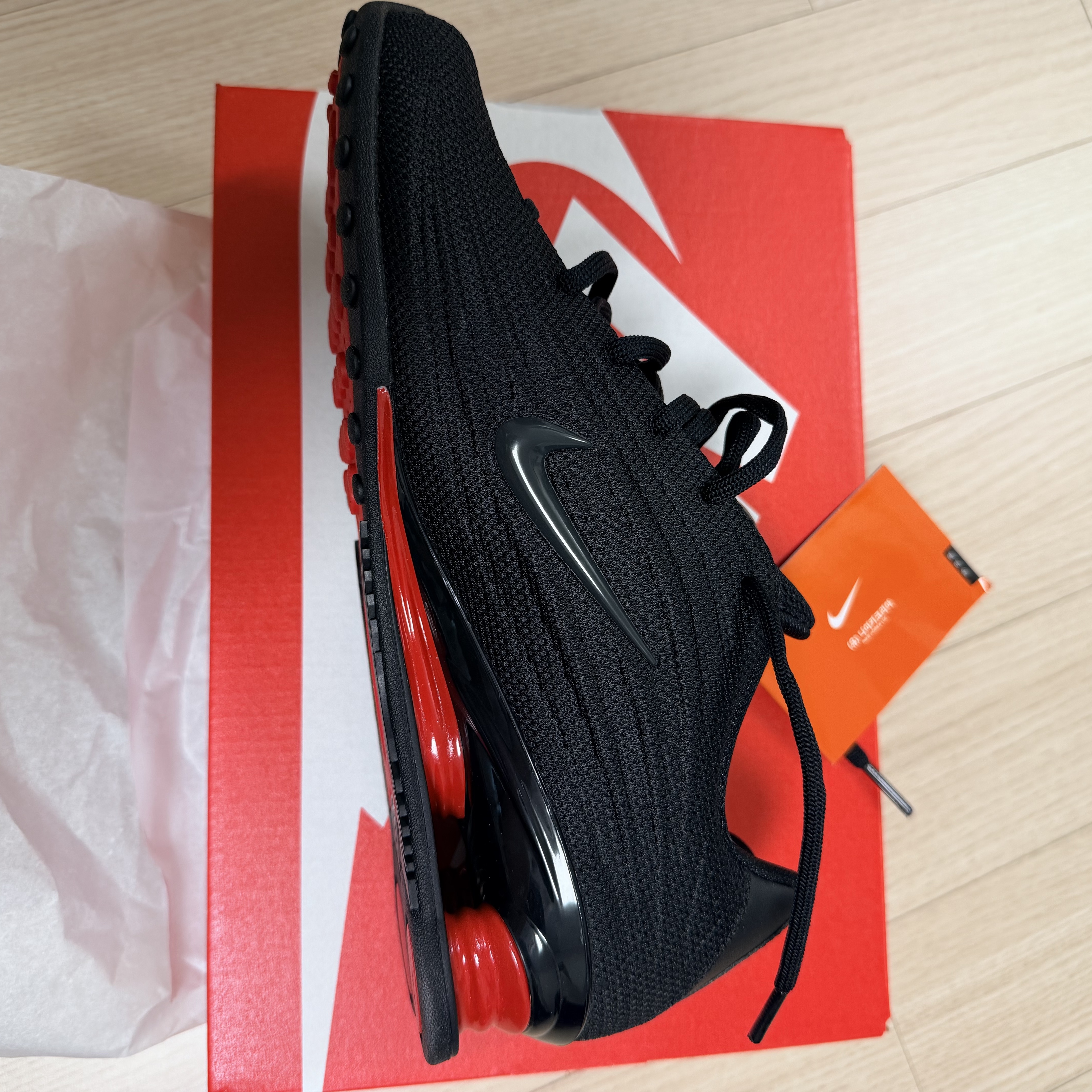 (W) Nike Shox Z Black University Red 착용 스타일 - 2