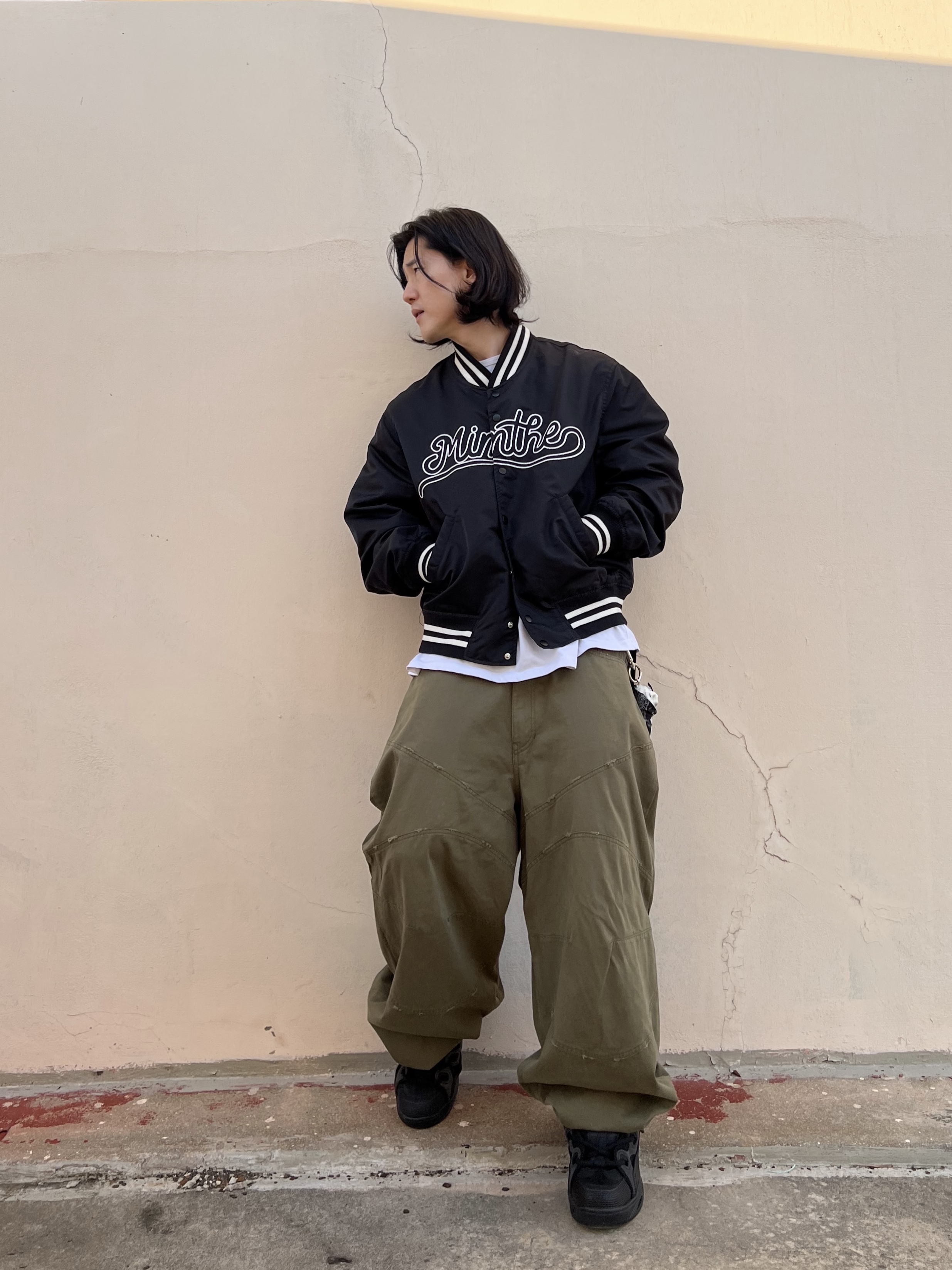 ALEXII Bandana Bear, Undermycar MU.128 Original Logo Cracked Leather Belt Silver / Black 착용 스타일 - 8