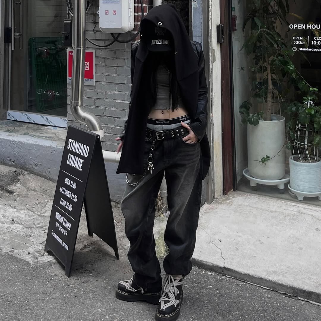ersco Wahed Regular Jeans Black 착용 스타일 - 6
