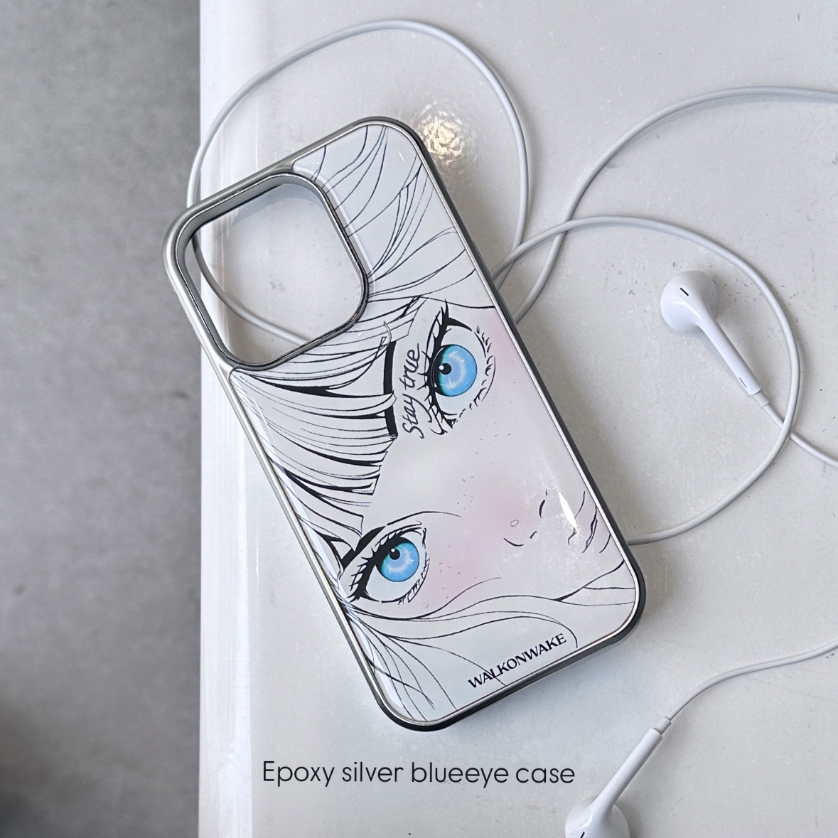 WALKONWAKE Epoxy silver blueeye 착용 스타일