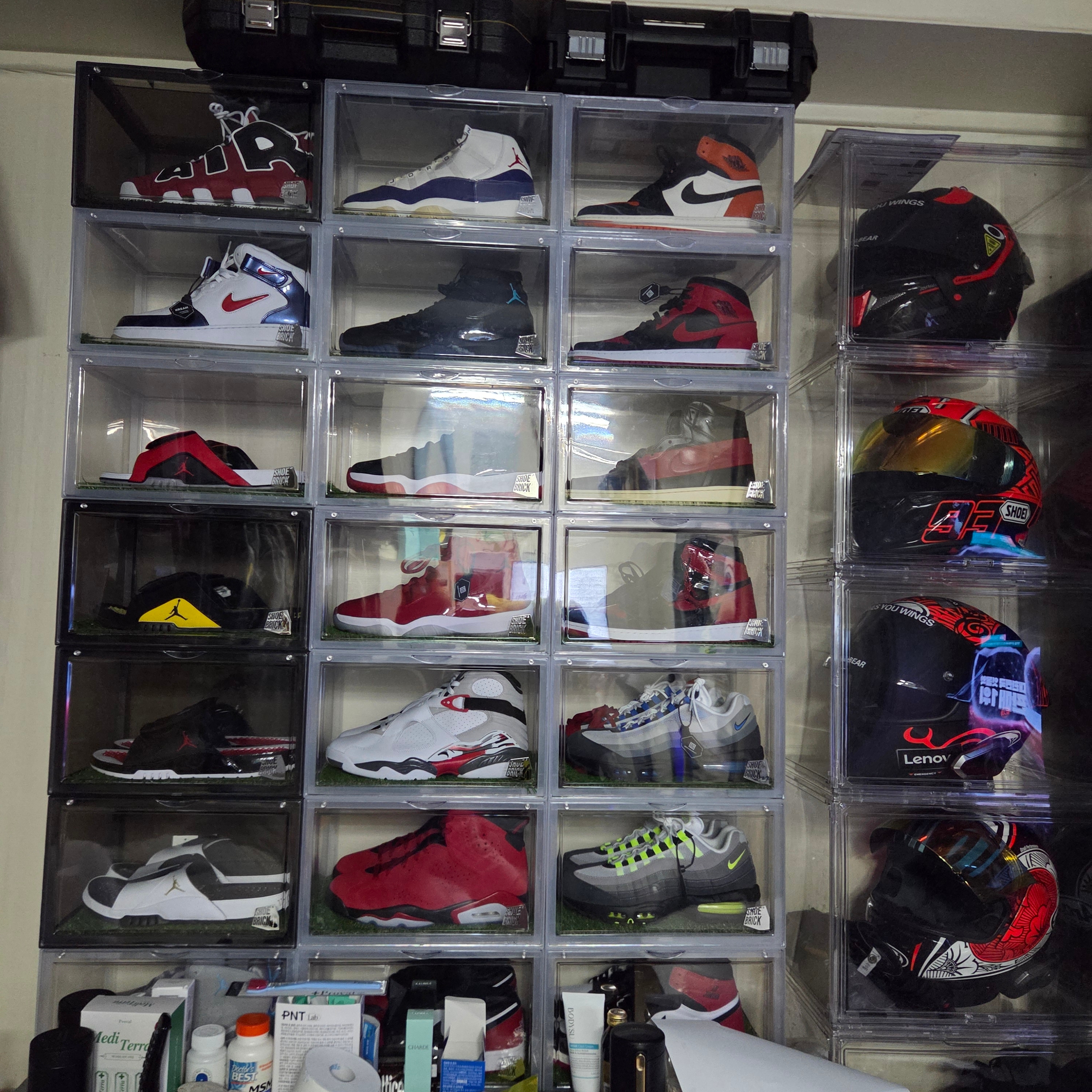 Nike Air Max 95 OG Neon, Jordan 11 Retro Gamma 착용 스타일