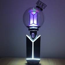 BTS Official Light Stick Ver.4 Cradle 착용 스타일 - 1