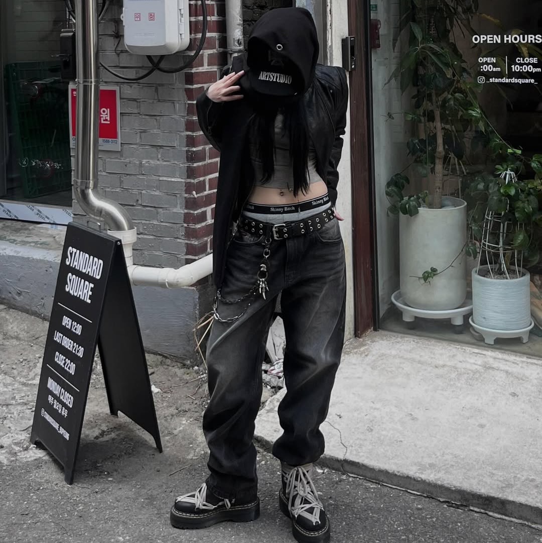 ersco Wahed Regular Jeans Black 착용 스타일 - 4
