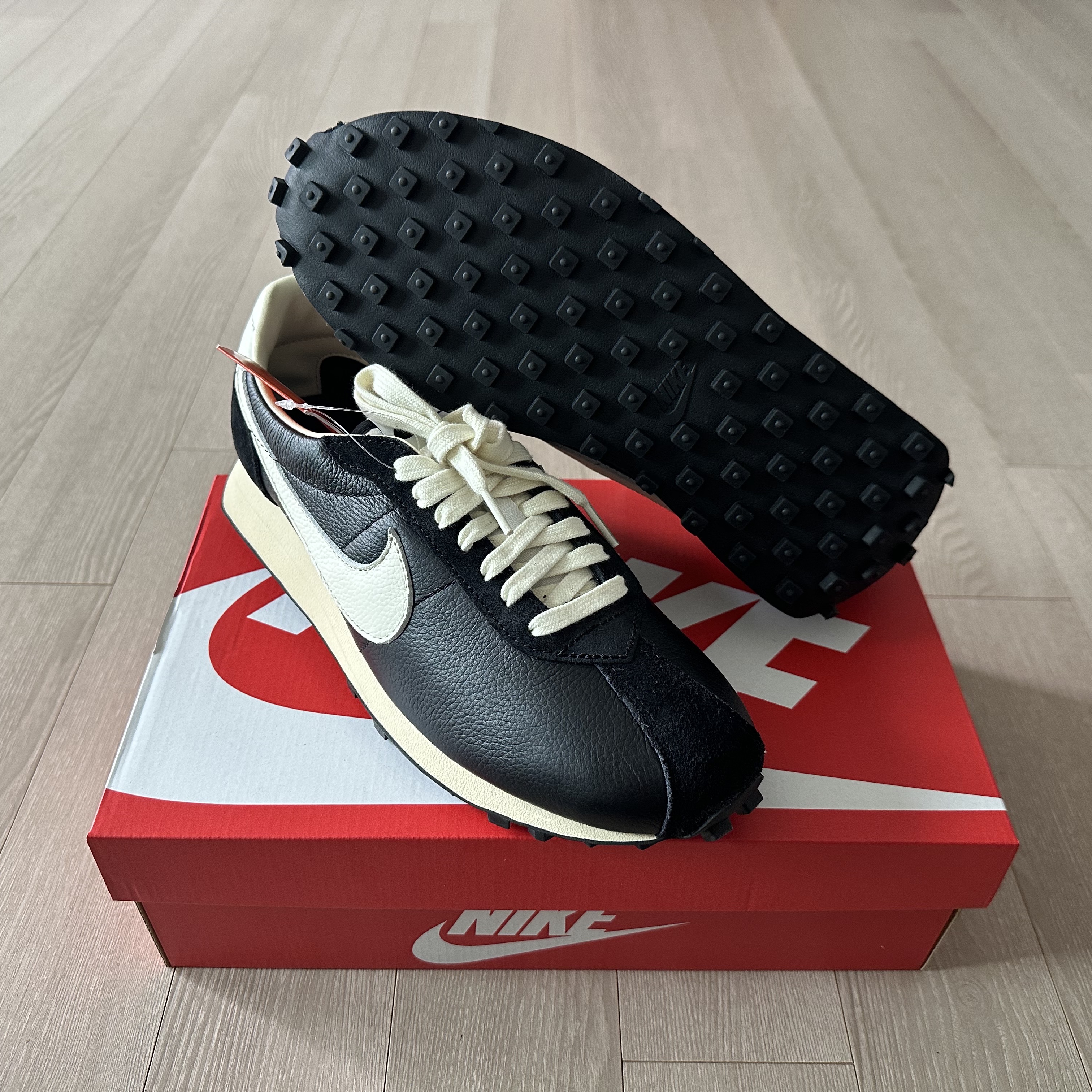 Nike LD-1000 Premium Black Beach 착용 스타일 - 1