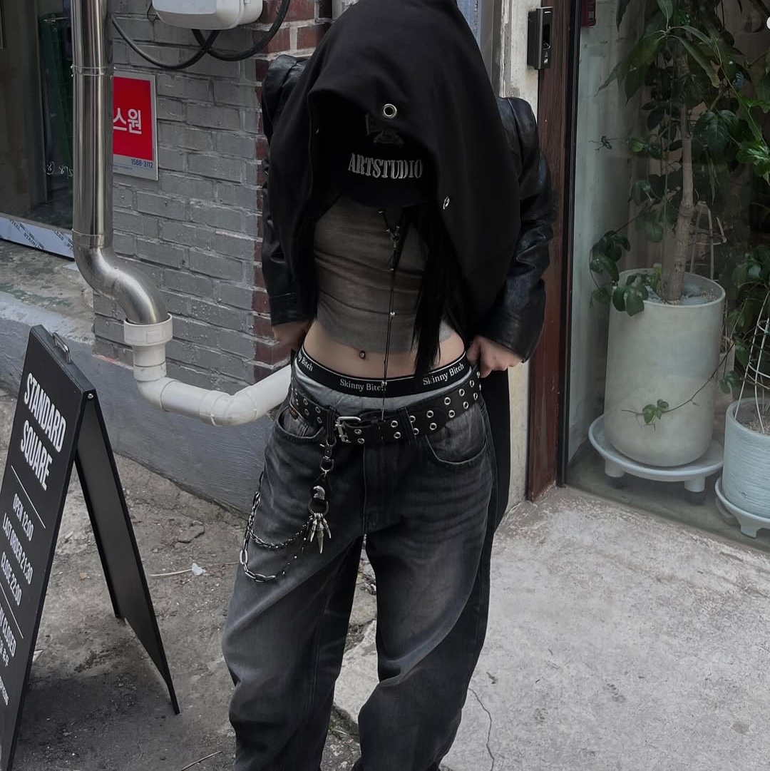 ersco Wahed Regular Jeans Black 착용 스타일 - 2