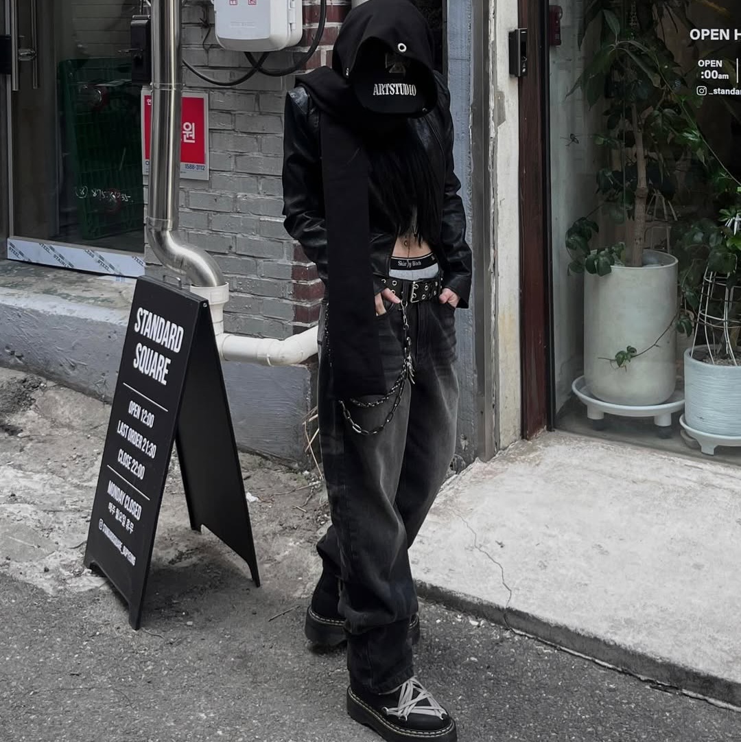 ersco Wahed Regular Jeans Black 착용 스타일 - 5