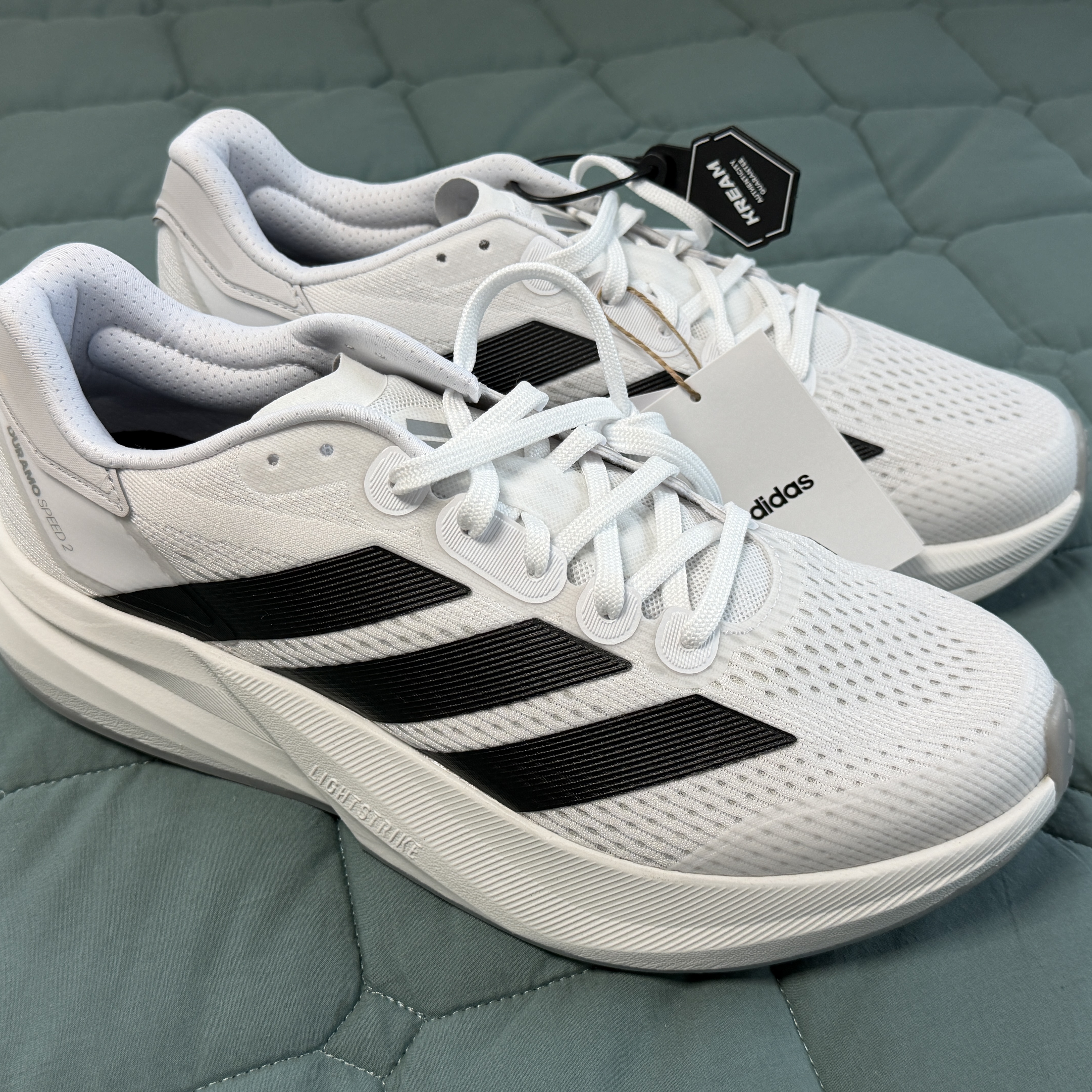 Adidas Duramo Speed 2 Cloud White Core Black 착용 스타일 - 1