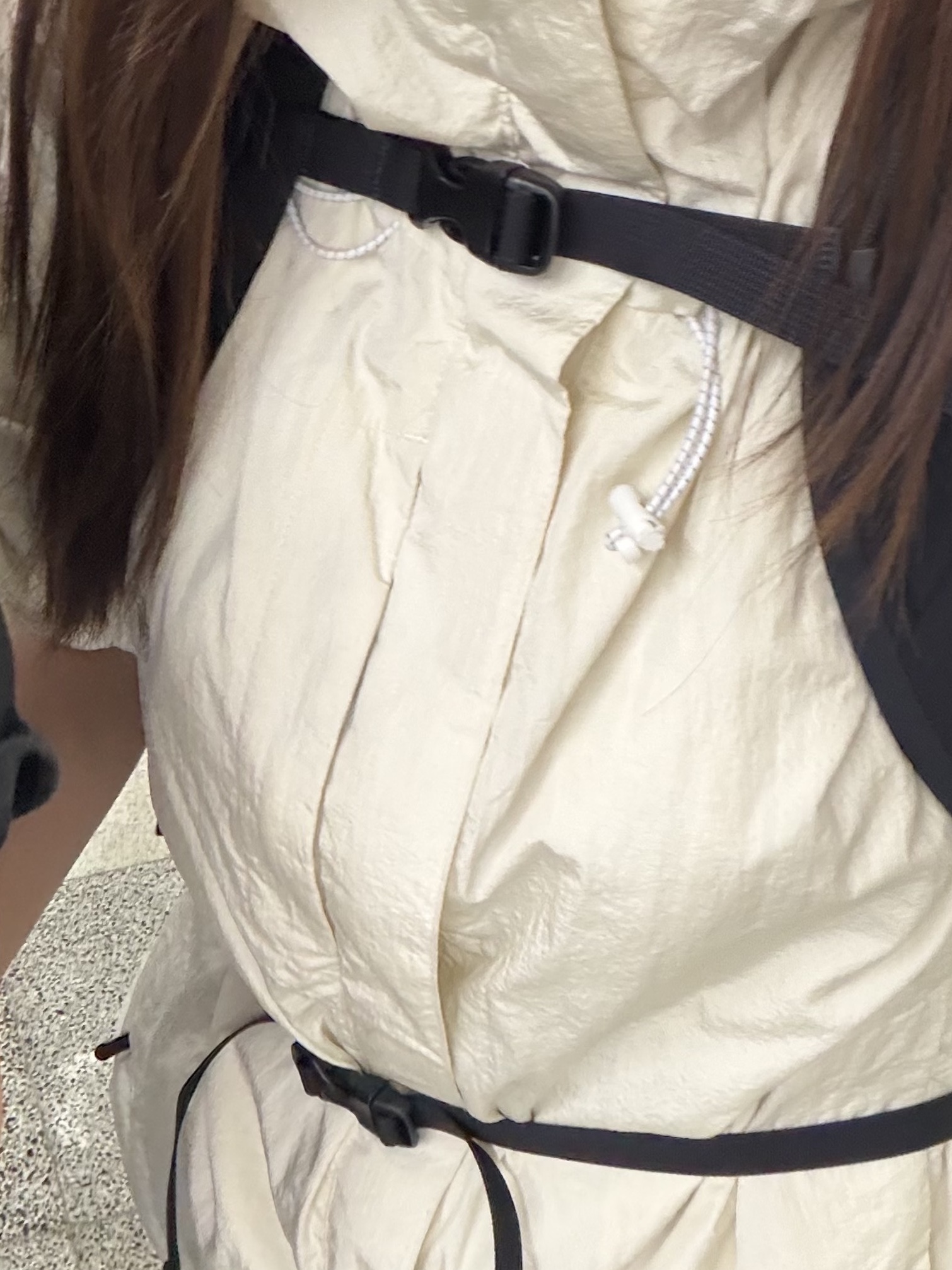 Arc'teryx Konseal 15 Backpack Black 착용 스타일 - 2
