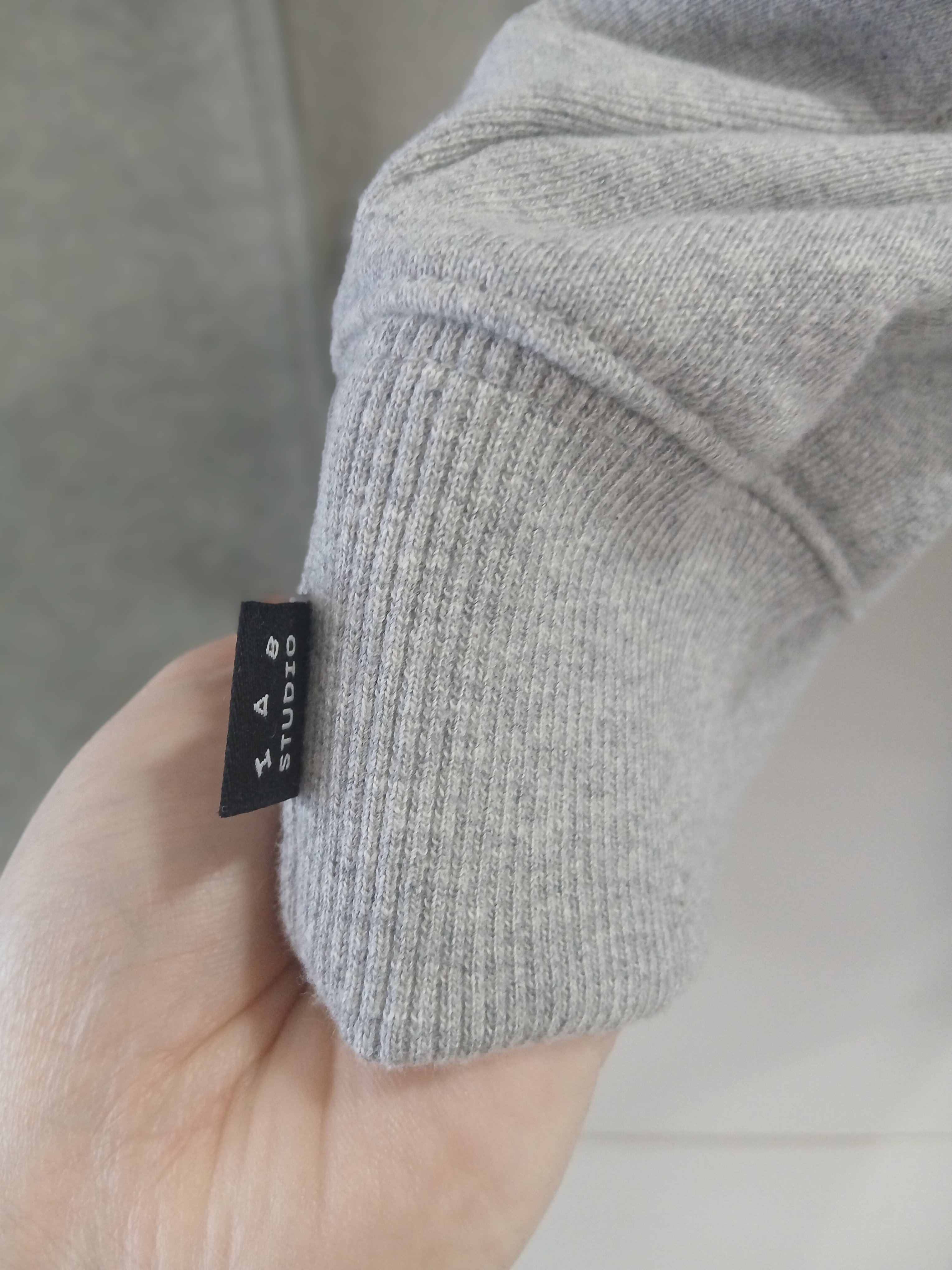 IAB Studio Zip-Up Hoodie Melange Gray - 26SS 착용 스타일 - 9