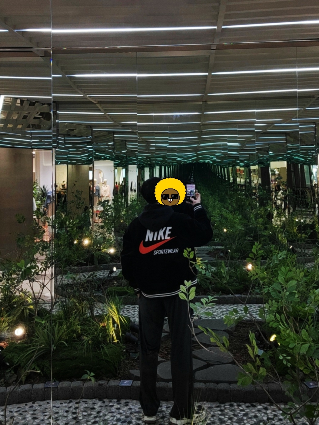 Adidas x Song for the Mute Shadowturf Core Black, Nike NSW Trend Bomber Jacket Black - Asia 착용 스타일