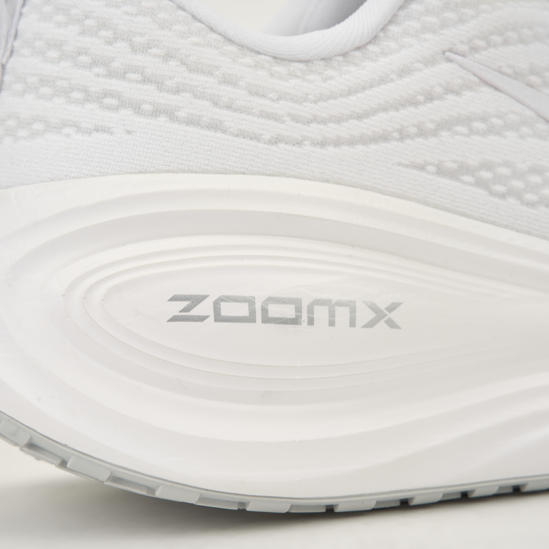 나이키 보메로 플러스 화이트 포톤 더스트(Nike Vomero Plus White Photon Dust) - 8