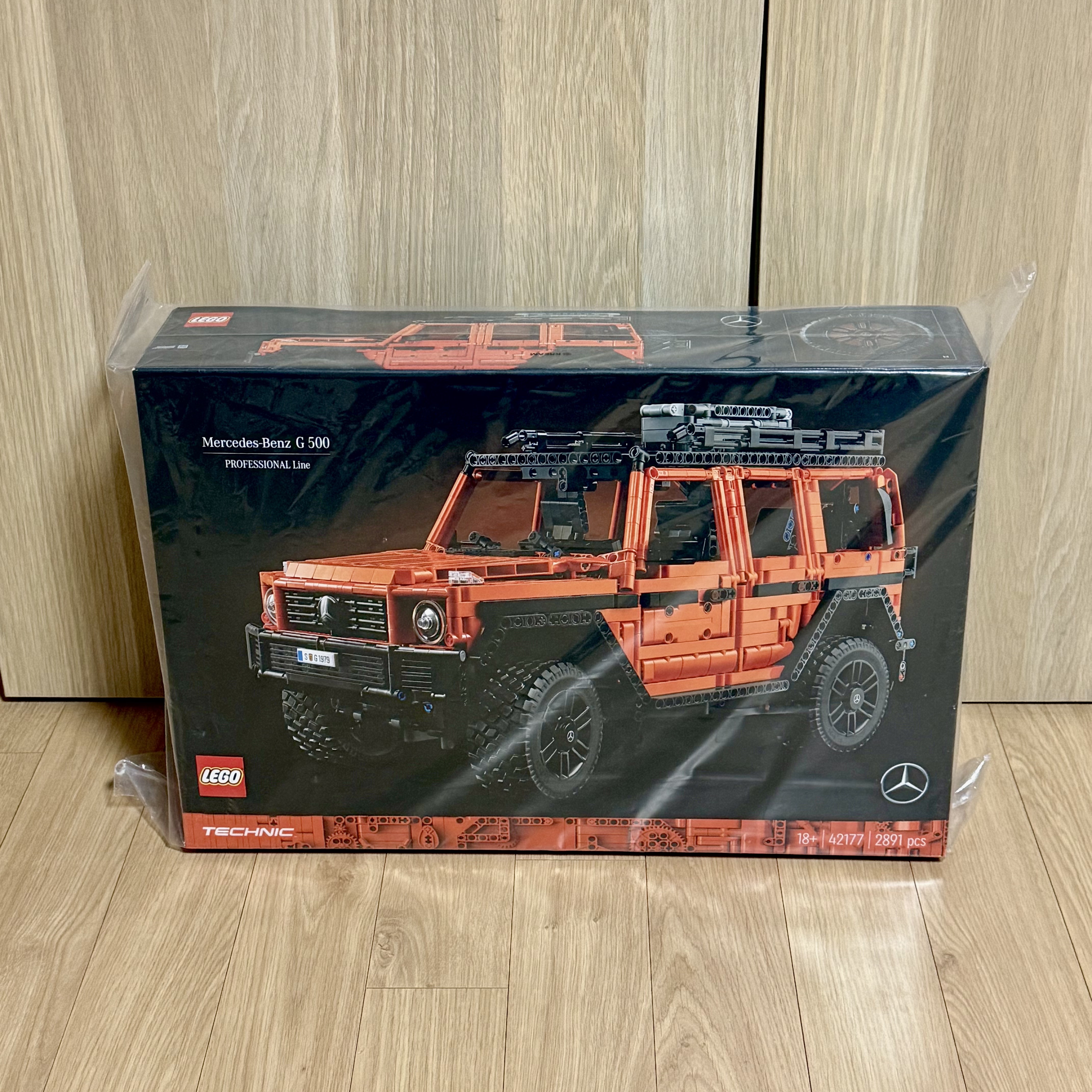 Lego Mercedes-Benz G 500 Professional Line 착용 스타일