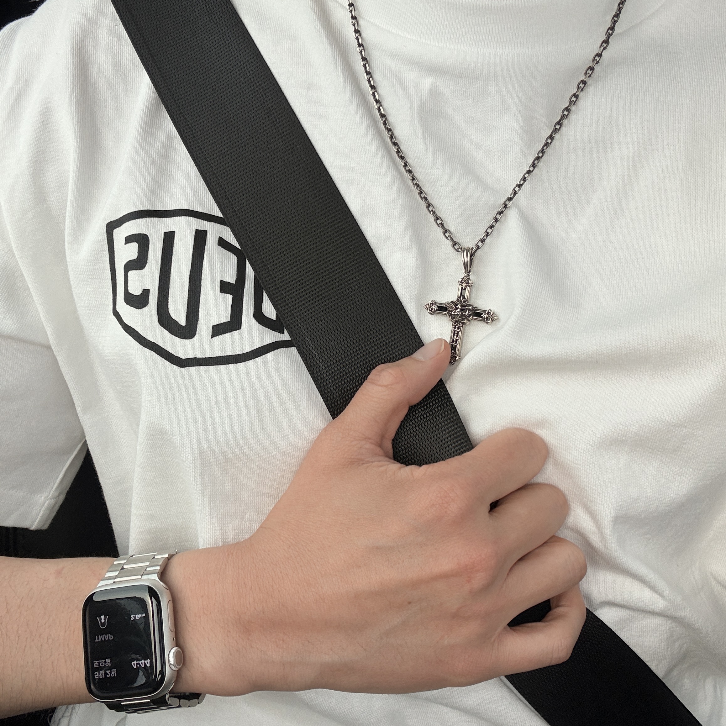 Deus Ex Machina Seoul College Address T-Shirt White, Keen Shanti Black Dawn Blue 착용 스타일 - 4