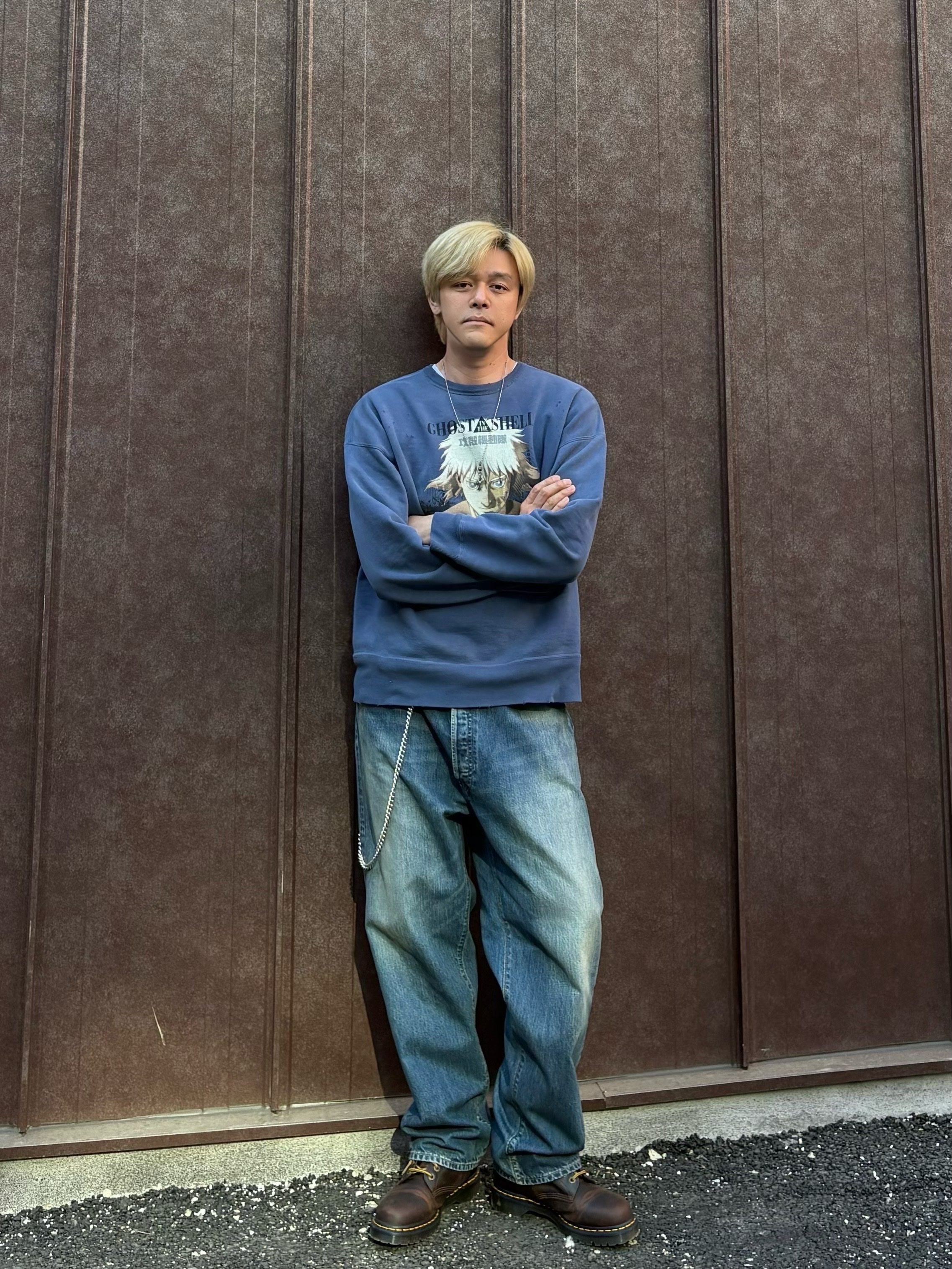 Saint Mxxxxxx x Ghost in The Shell Crewneck Sweatshirt Navy - 25SS, A.Presse No.22 Washed Wide Denim Pants Indigo - 26SS 착용 스타일 - 3