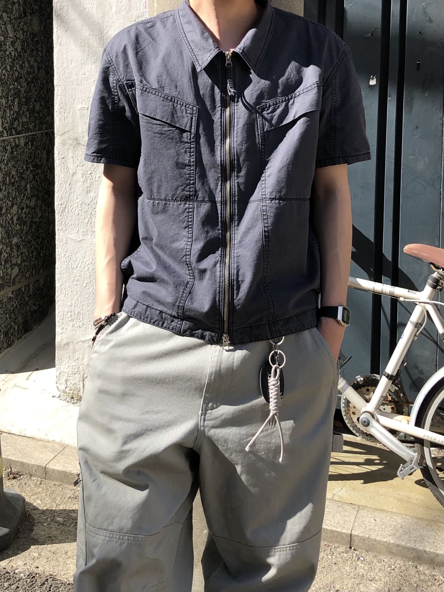 CHOWOO Vintage Washed Flap Pockets Work Shacket  Washed Charcoal, CHOWOO Vintage Washed Downfall Cap Washed Black 착용 스타일 - 3