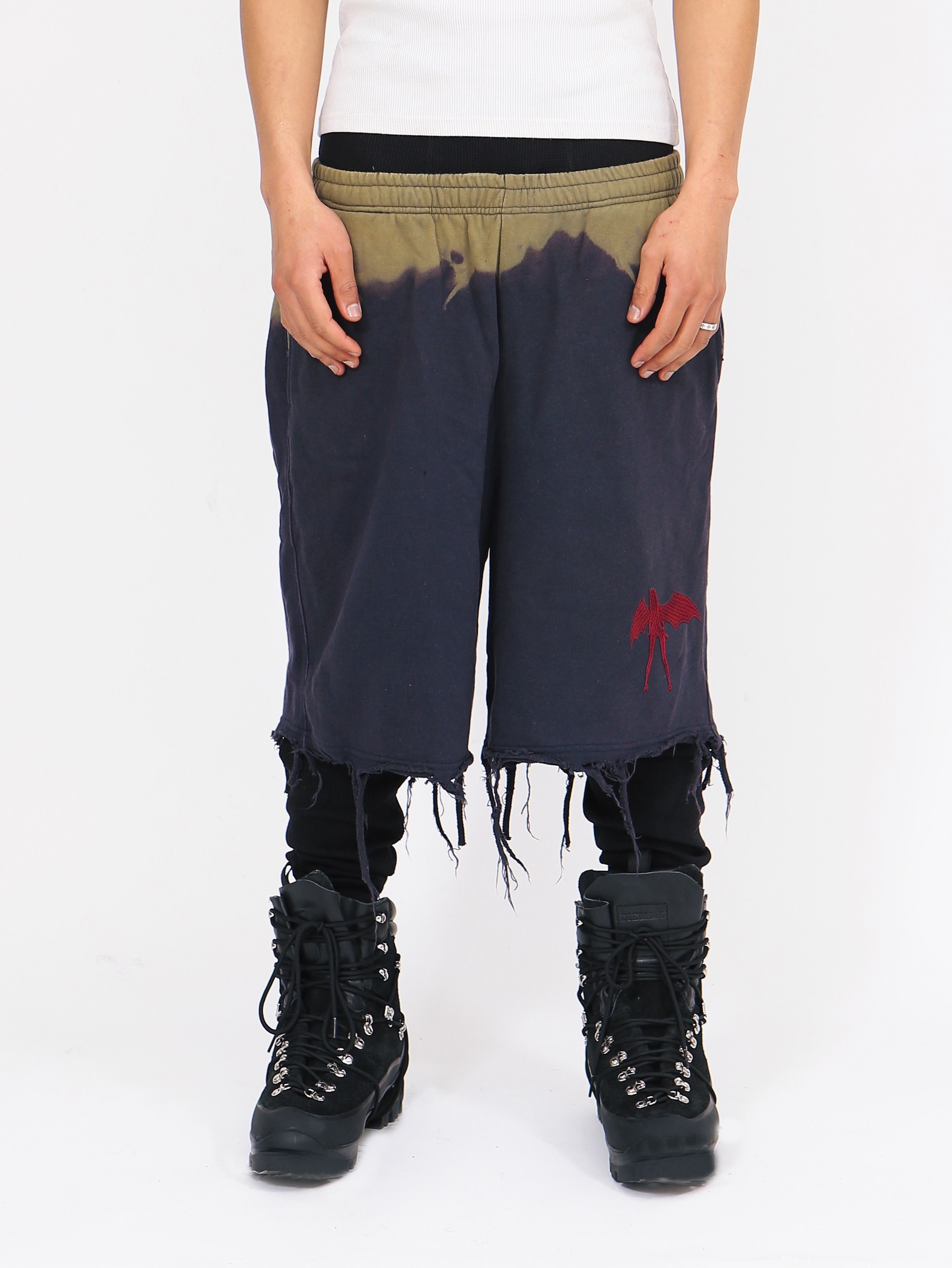 Heavy Rain Knee Destroyed Denim Baggy Pants Dirty Grey, Heavy Rain Bleached Ombre Zipup Shirt Black 착용 스타일 - 3