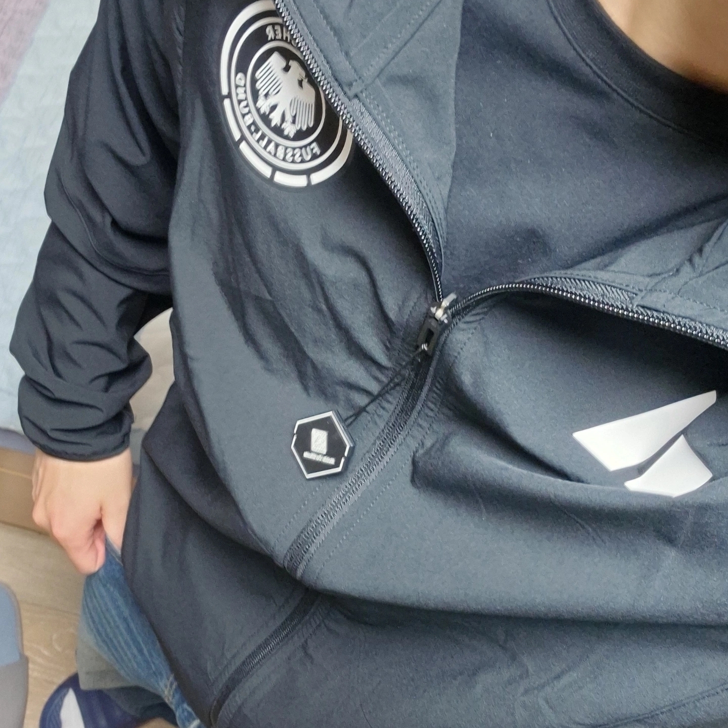 Adidas Germany Tiro Travel Full-Zip Windbreaker Black - KR Sizing (Non Marking Ver.) 착용 스타일 - 2