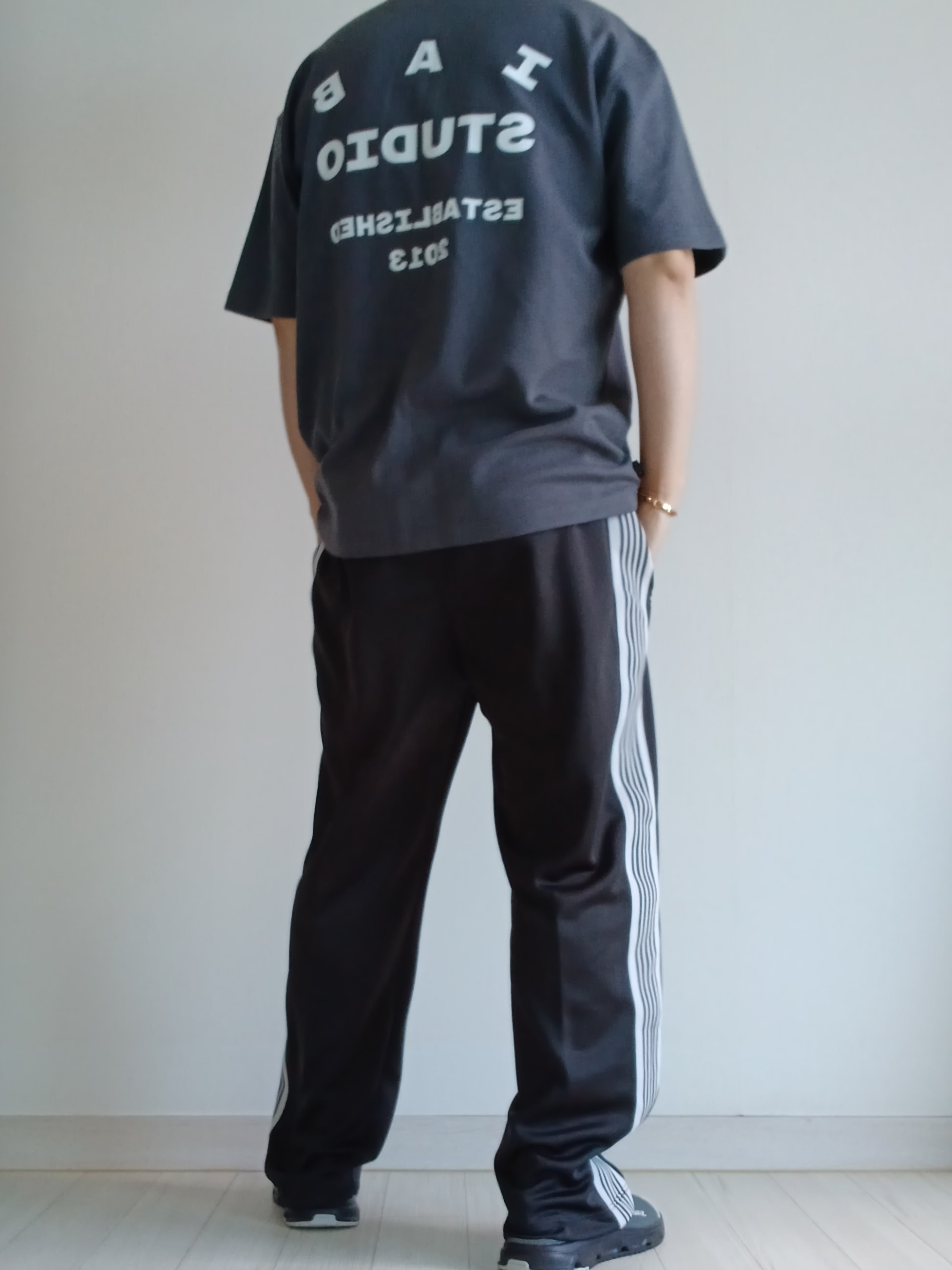 Supreme x The North Face Split 6-Panel Black - 24SS, Needles Track Pant Poly Smooth Charcoal 착용 스타일 - 9