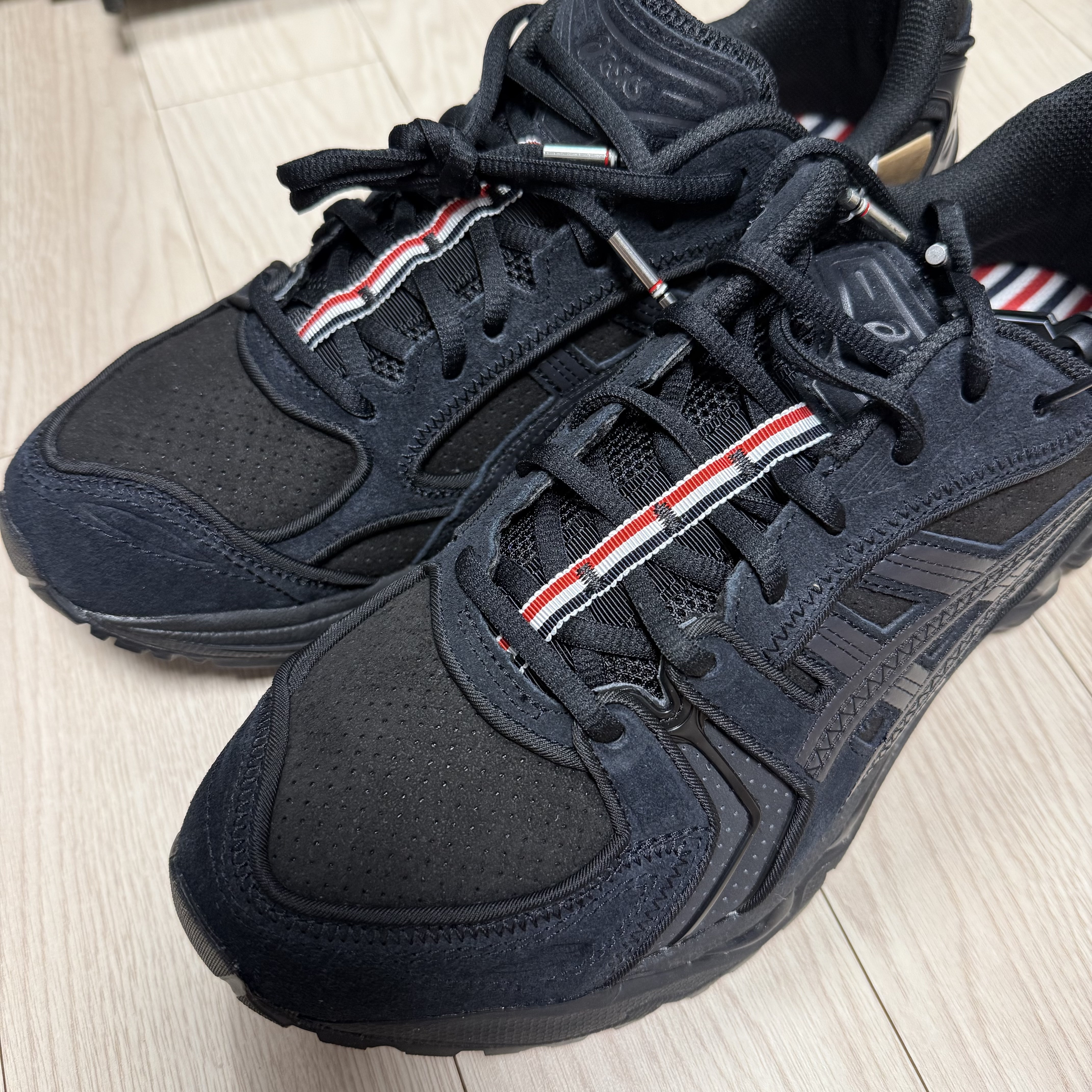Asics x Thom Browne Gel-Kayano 14 Black 착용 스타일