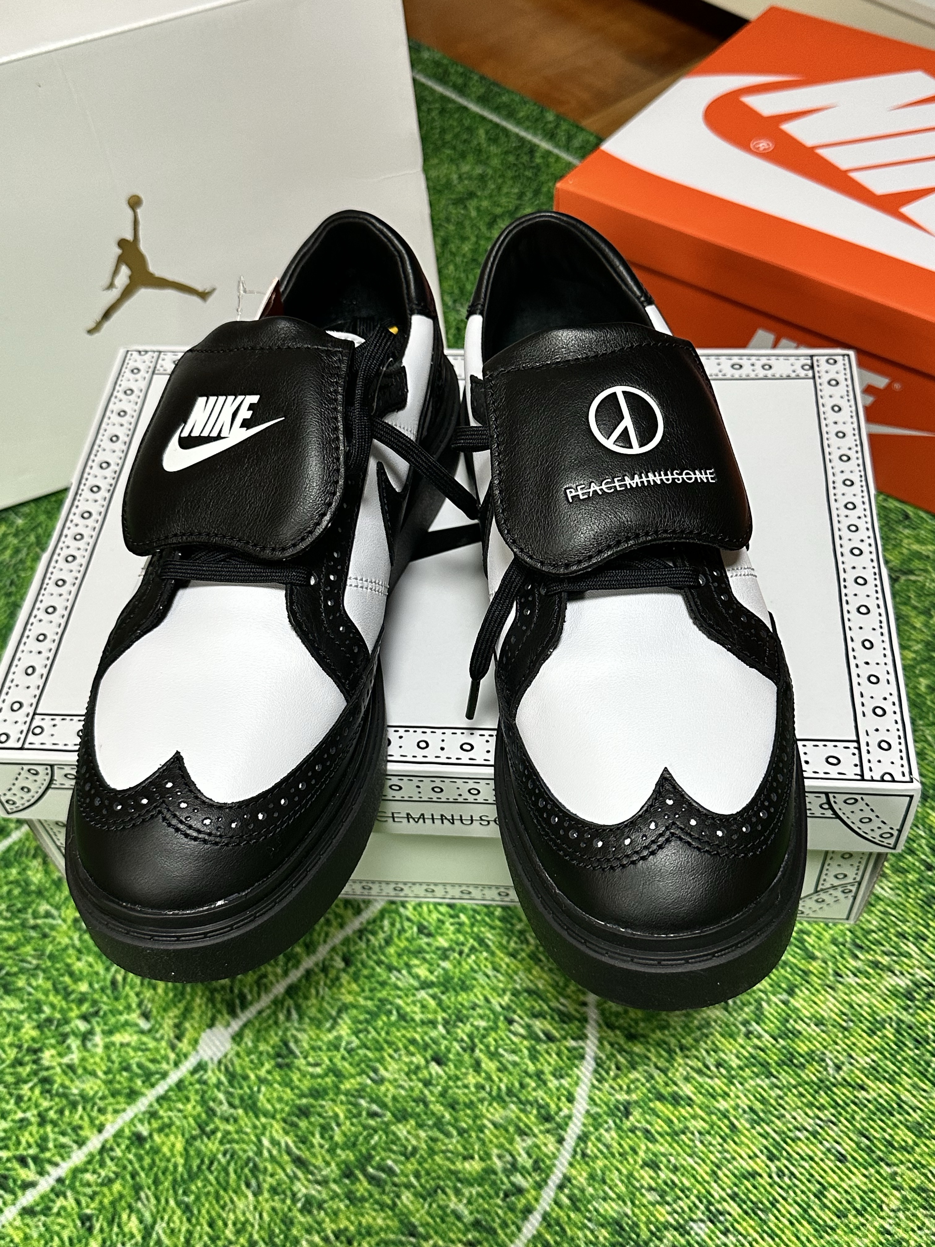 Nike x Peaceminusone Kwondo1 Black and White 착용 스타일
