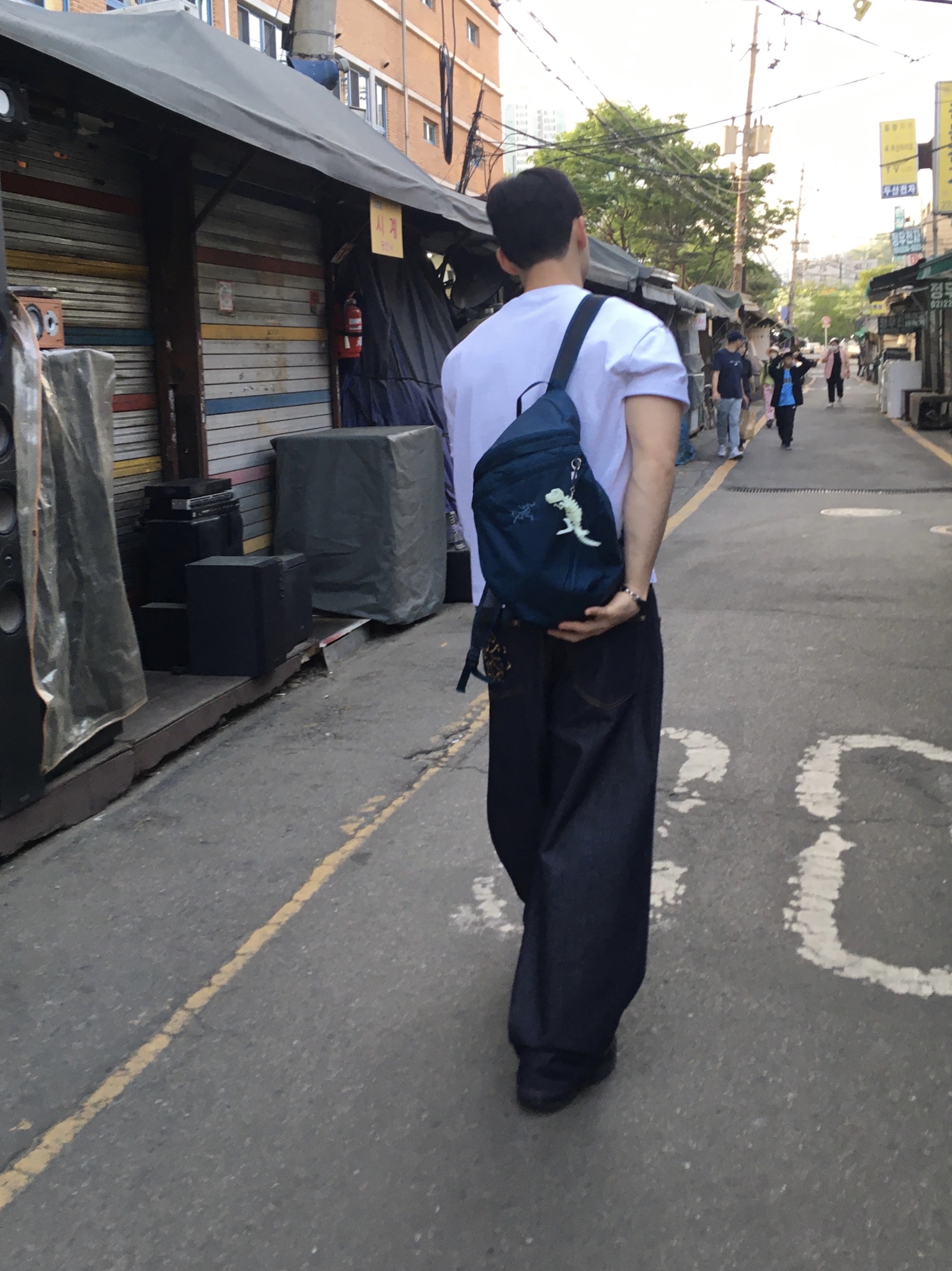 Arc'teryx Heliad 15 Backpack Nightscape 착용 스타일