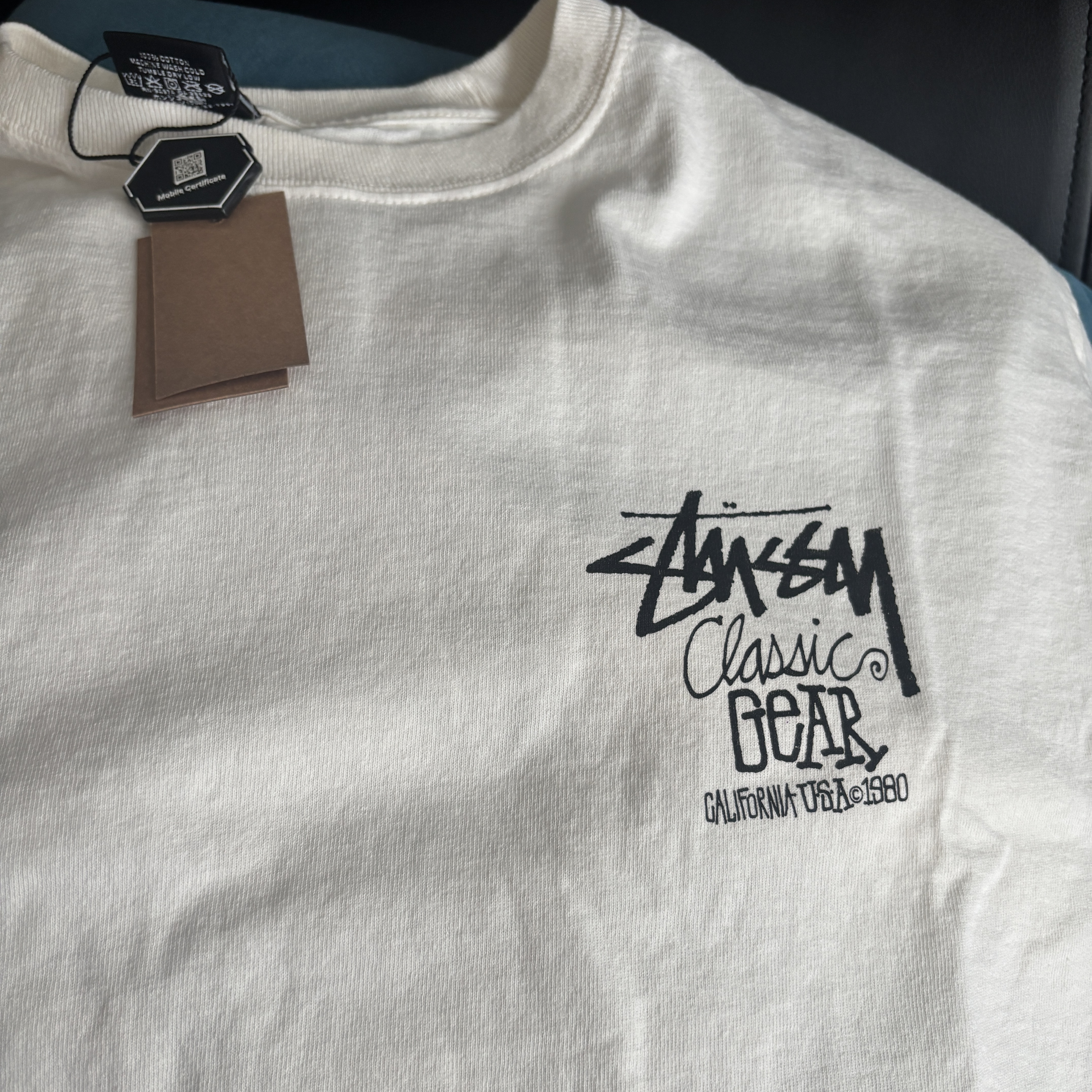 Stussy Pigment Dyed Classic Gear T-Shirt Natural 착용 스타일