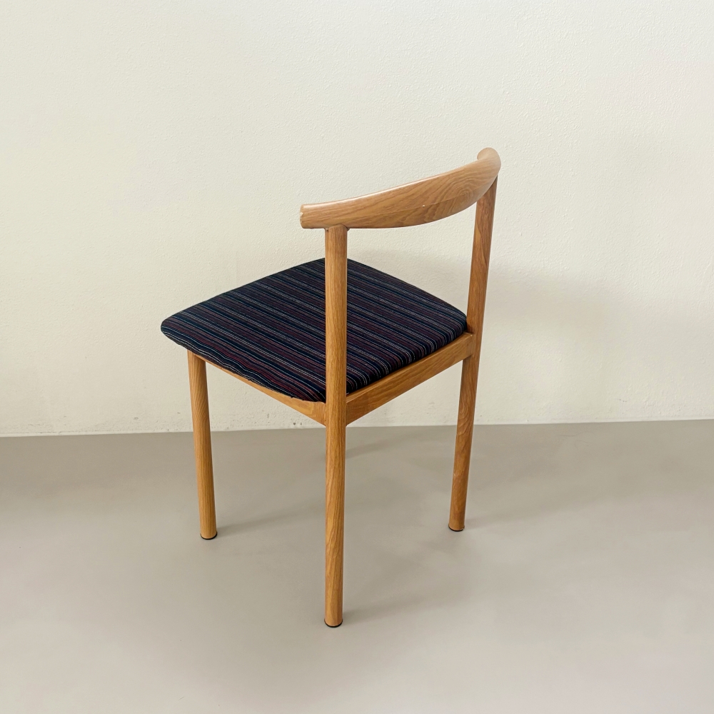 유라이크왓 슬림 스트라이프 등받이 의자 (네이비)(you like what Slim stripe backrest chair (navy)) - 4