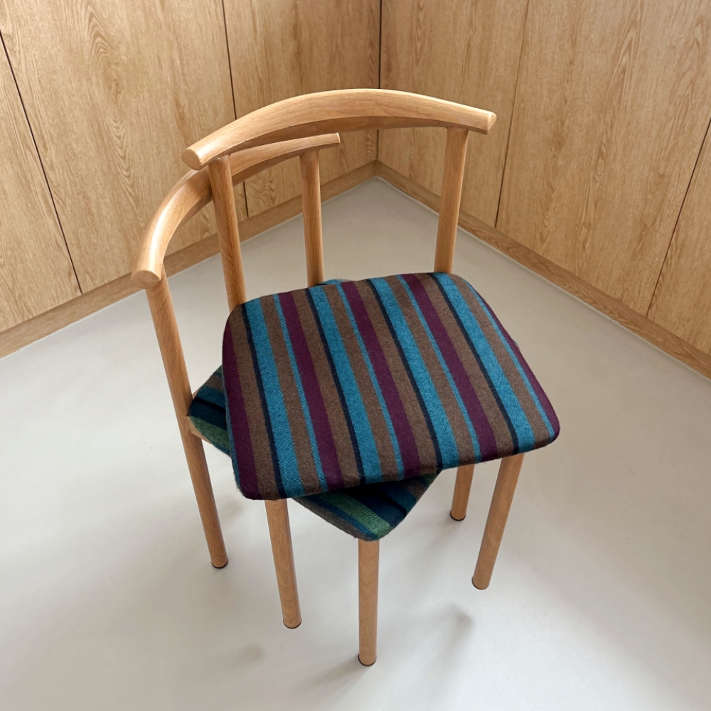 유라이크왓 스트라이프 등받이 의자 (퍼플)(you like what stripe backrest chair (purple)) - 3