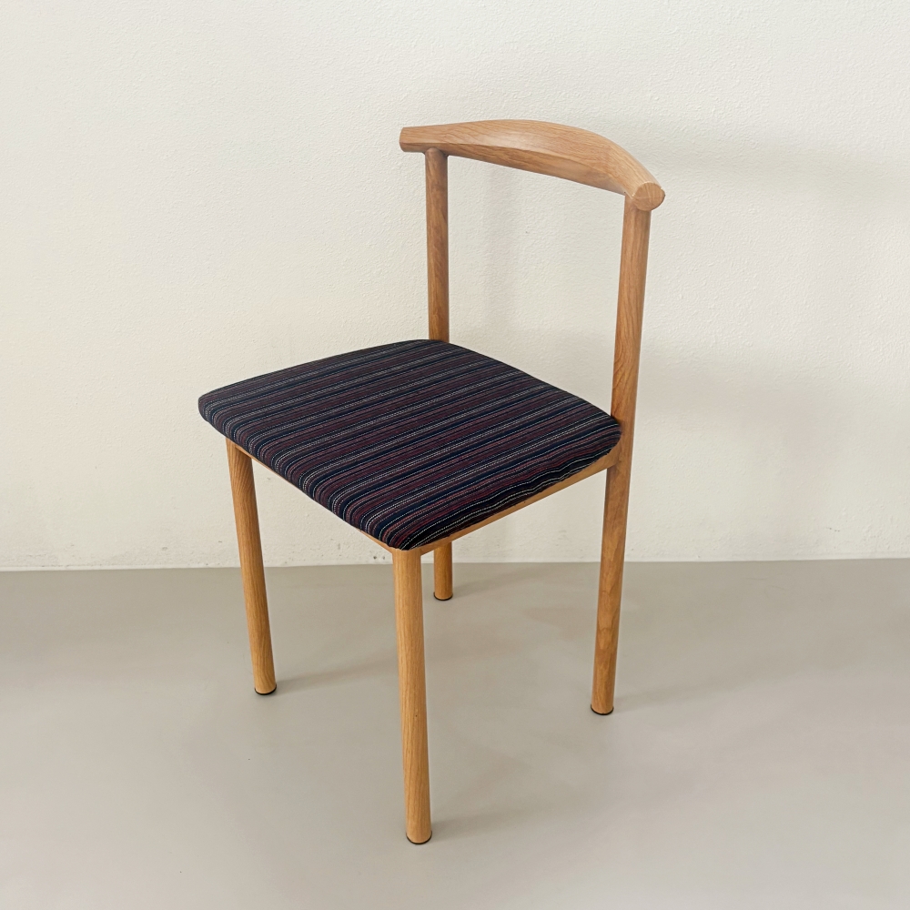 유라이크왓 슬림 스트라이프 등받이 의자 (네이비)(you like what Slim stripe backrest chair (navy)) - 2