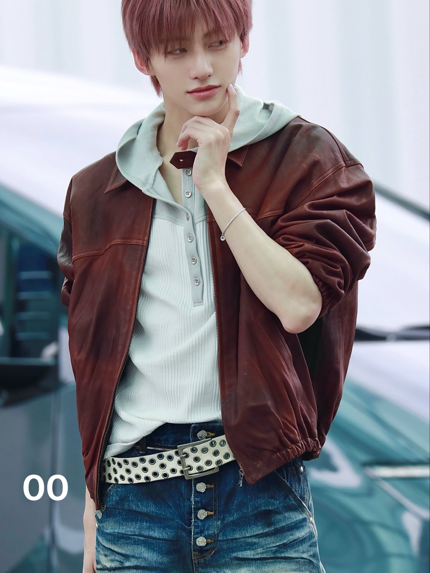 PACOSPLY Rwm Jeans Dirty Blue 착용 스타일