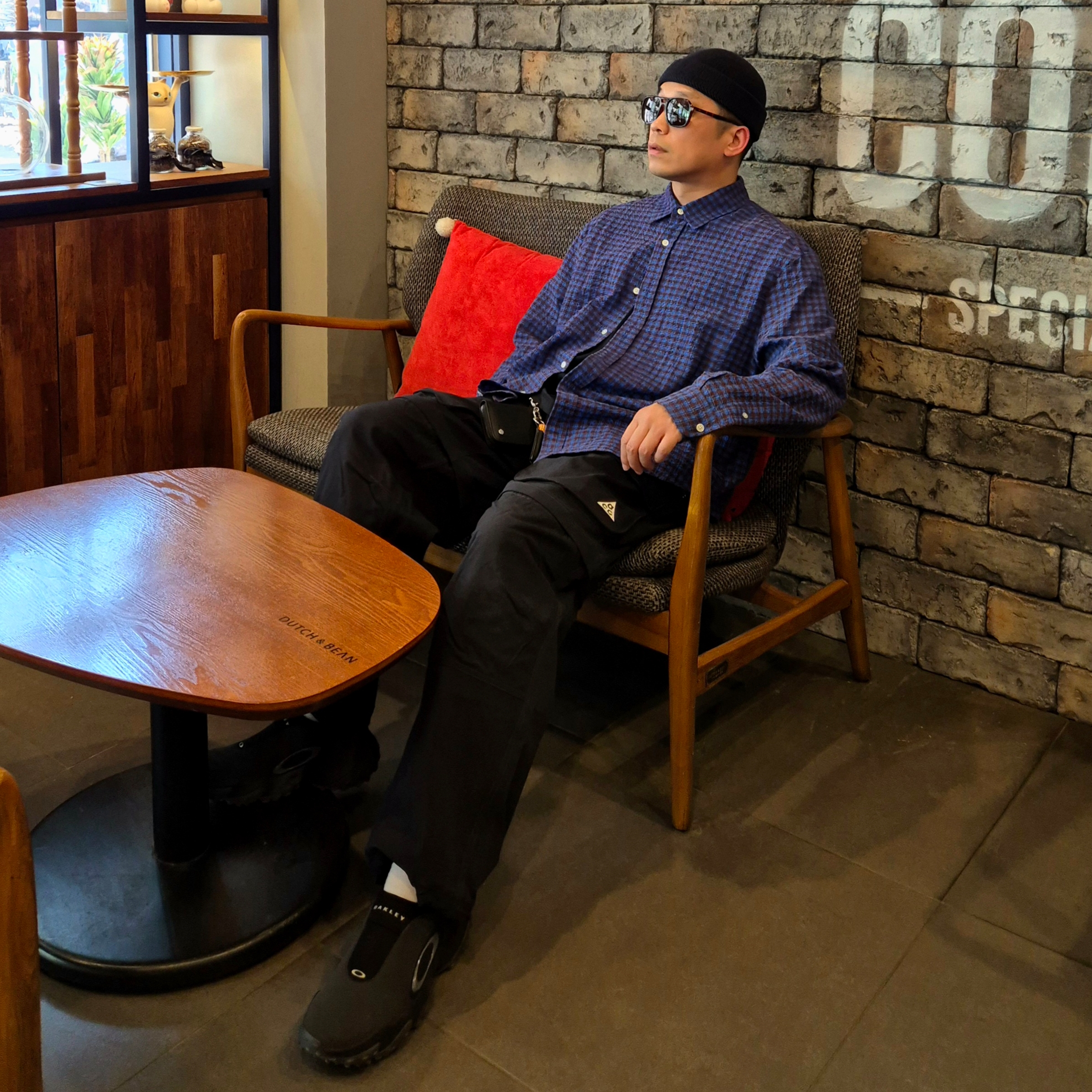 Oakley Edge Icon Blackout, Nike ACG Smith Summit Zip Cargo Pants Black Anthracite - Asia 착용 스타일 - 1