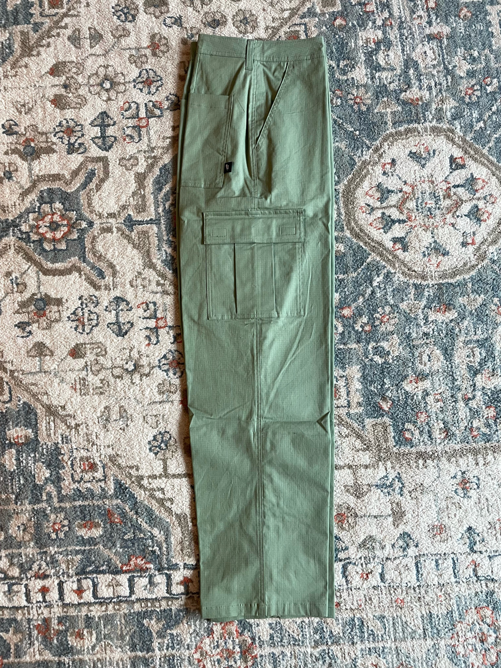 Nike Club Cargo Pants Oil Green - Asia 착용 스타일 - 3