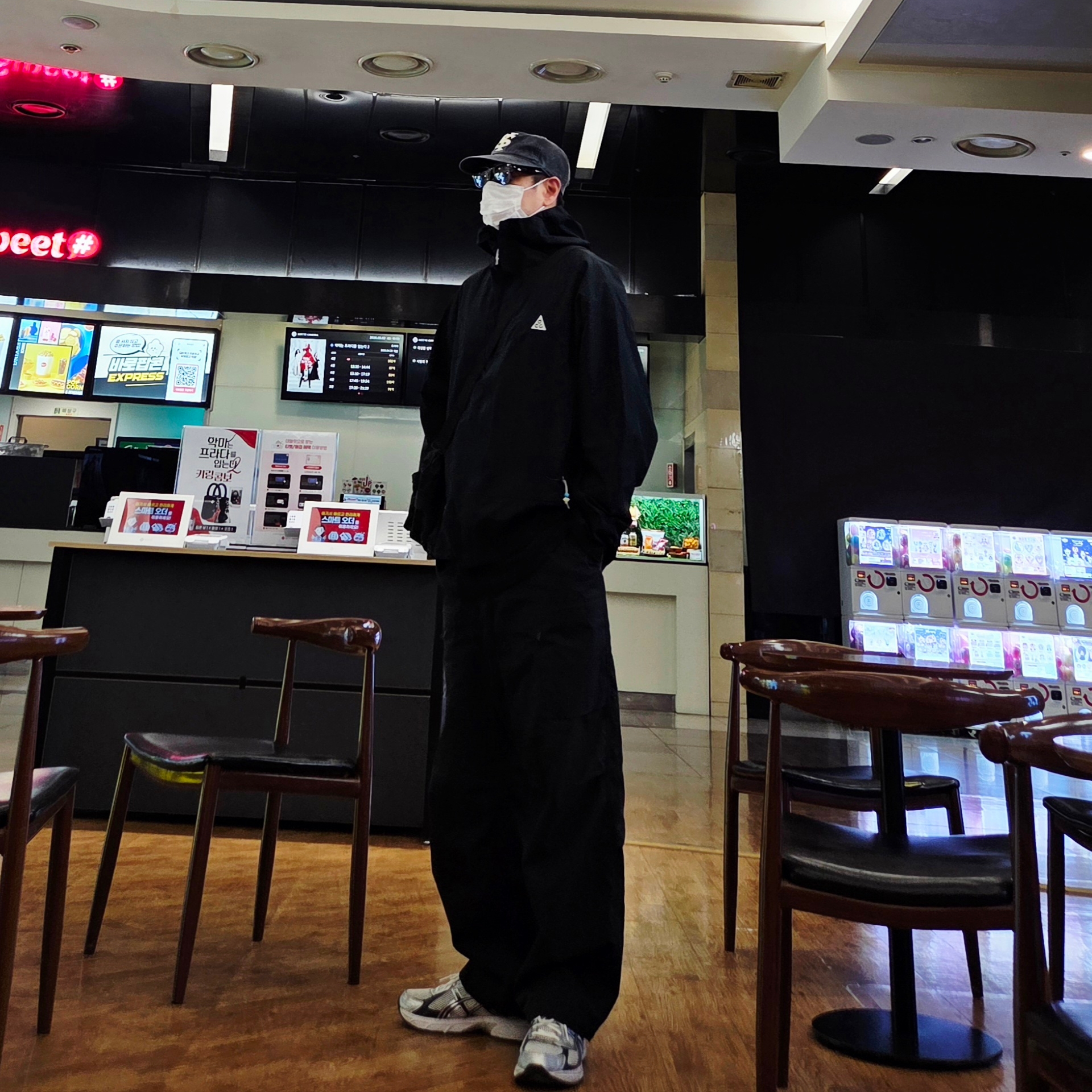 Sunday Ceremony Sy Logo 5 Panel Cotton Cap - Navy, Nike ACG Storm-Fit ADV Cascade Rains Full Zip Jacket Black - Asia 착용 스타일 - 2