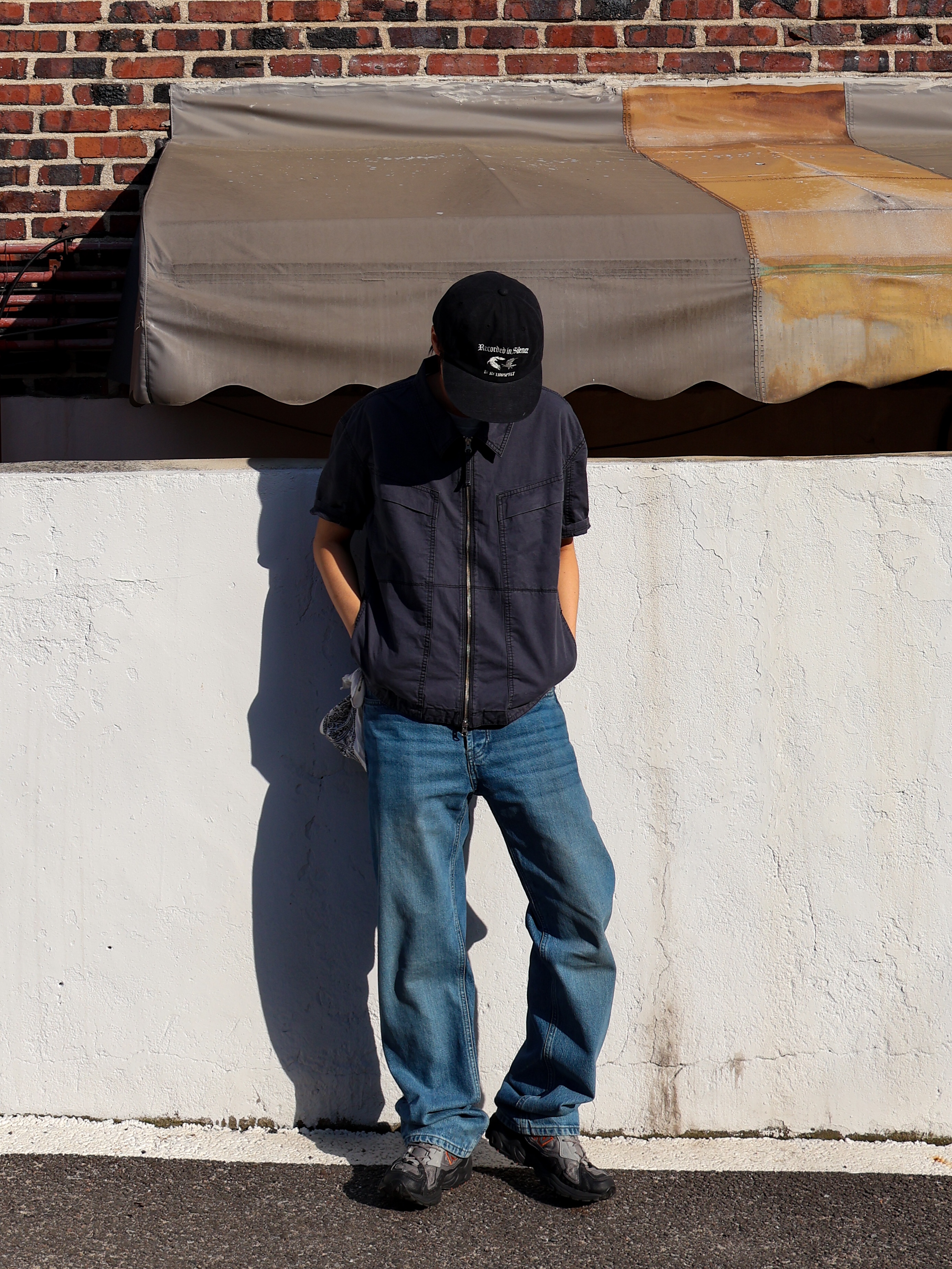 CHOWOO Vintage Washed Flap Pockets Work Shacket  Washed Charcoal, CHOWOO Washed Crows Cap Washed Black 착용 스타일 - 2