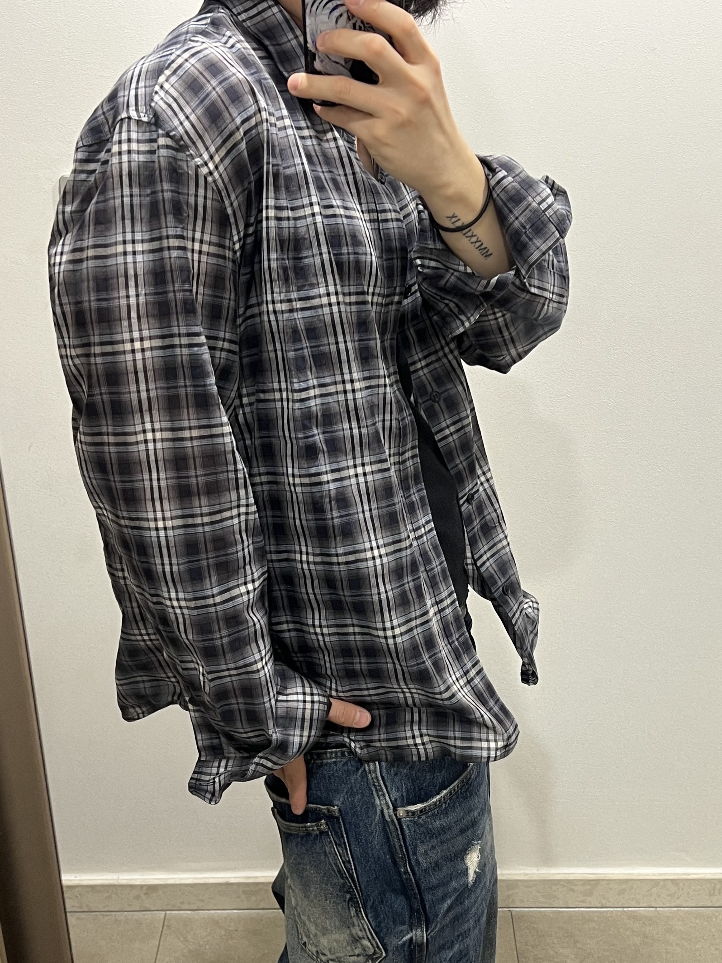 Nonnod Wire Sheer Shirt Navy, Farfromwhat Far Layered Work Pants White 착용 스타일 - 3