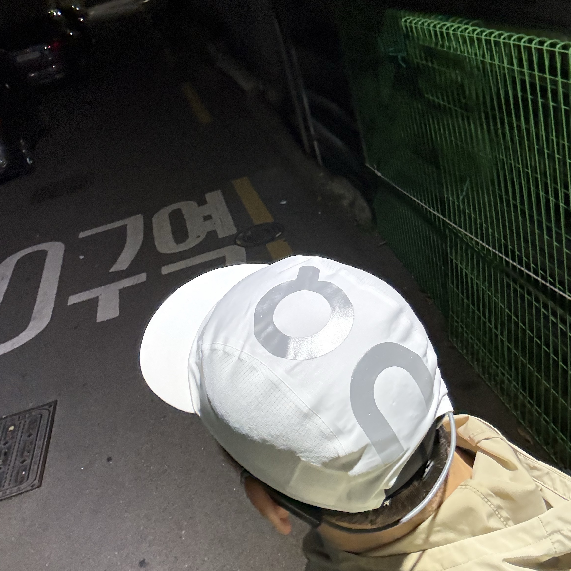 On Running Zero Cap Undyed 착용 스타일 - 2