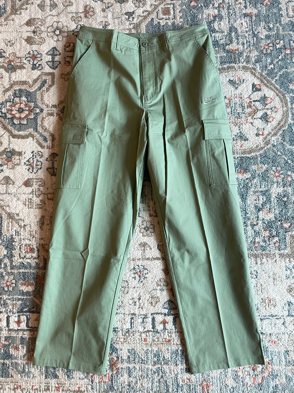 Nike Club Cargo Pants Oil Green - Asia 착용 스타일 - 6