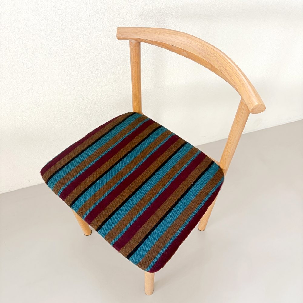 유라이크왓 스트라이프 등받이 의자 (퍼플)(you like what stripe backrest chair (purple)) - 4