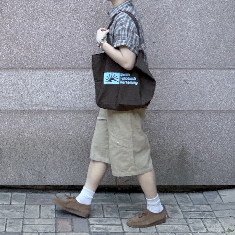Clarks Wallabee Cola 착용 스타일 - 3