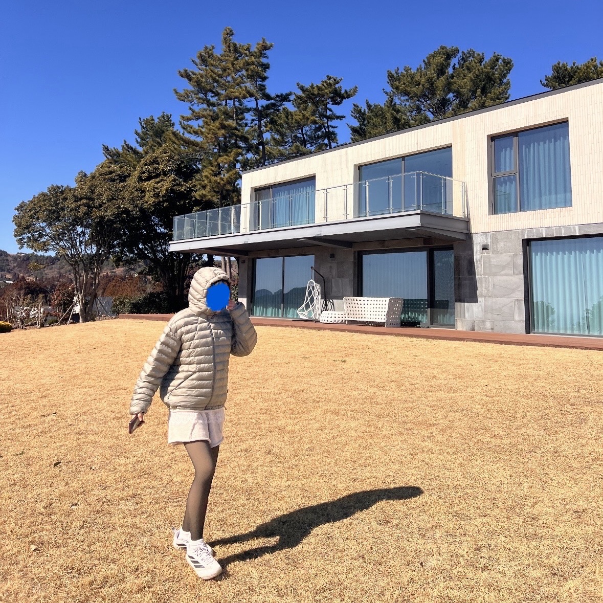 The North Face Ventus On Jacket Light Khaki 착용 스타일
