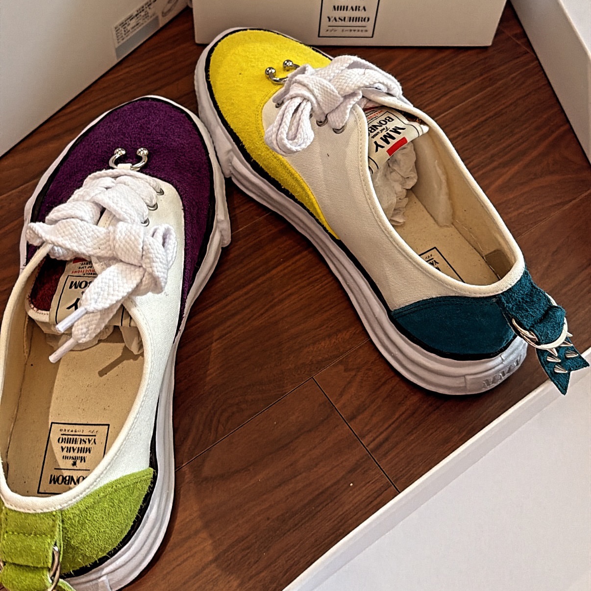 Maison Mihara Yasuhiro Baker Canvas Low-top Sneakers Multi, Maison Mihara Yasuhiro x Bonbom Blakey Sneakers Red 착용 스타일