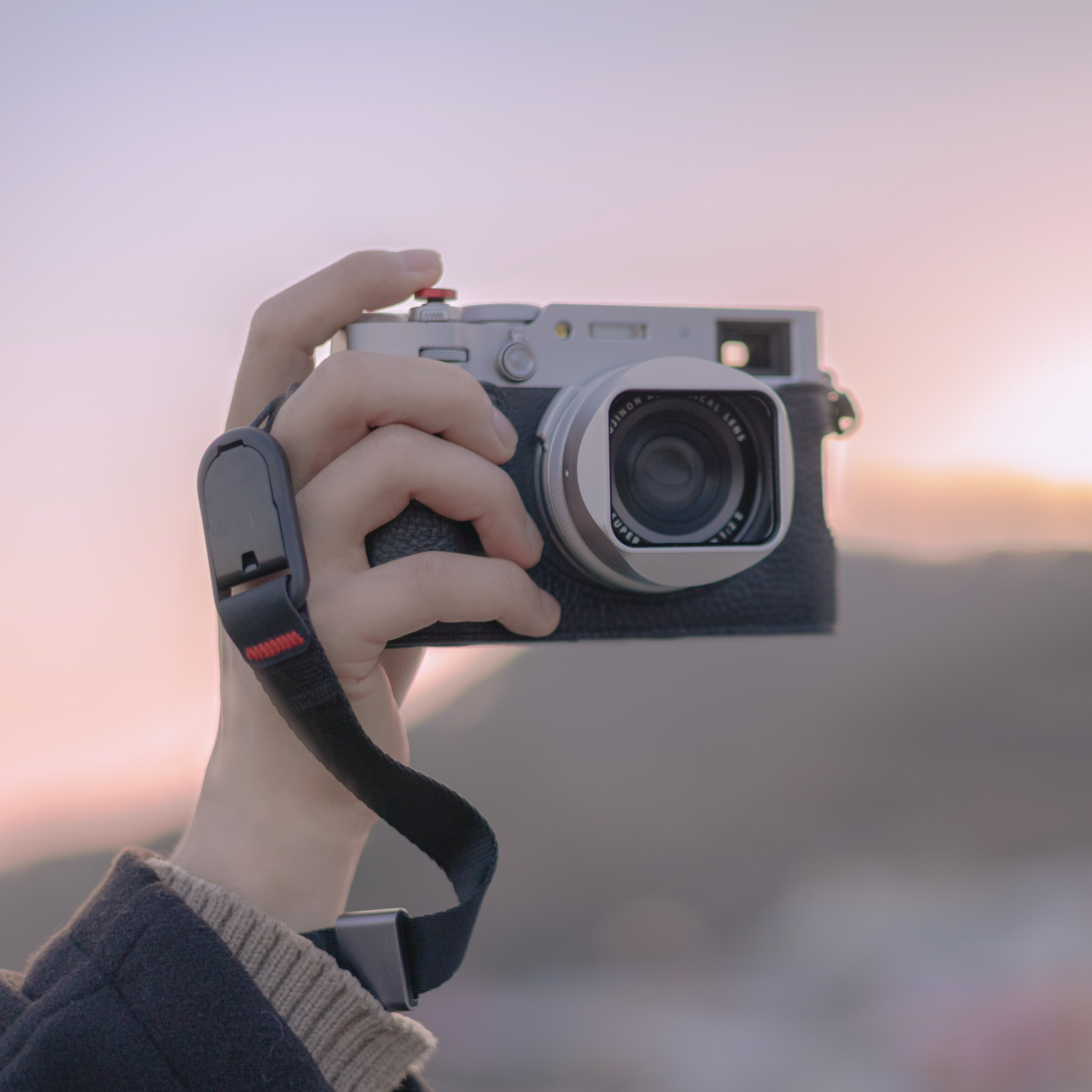 Fujifilm X100VI Silver (Korean Ver.) 착용 스타일 - 1