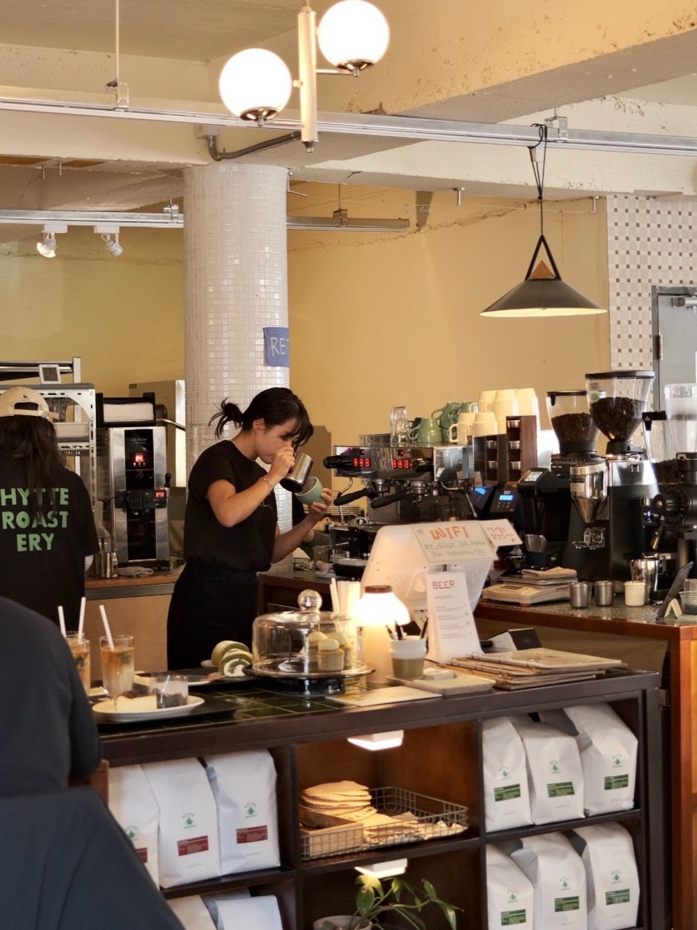 [KREAM 단독] PROJECT RENT Flora De Mare Busan Drip Bag Coffee 10g*7ea 착용 스타일 - 2